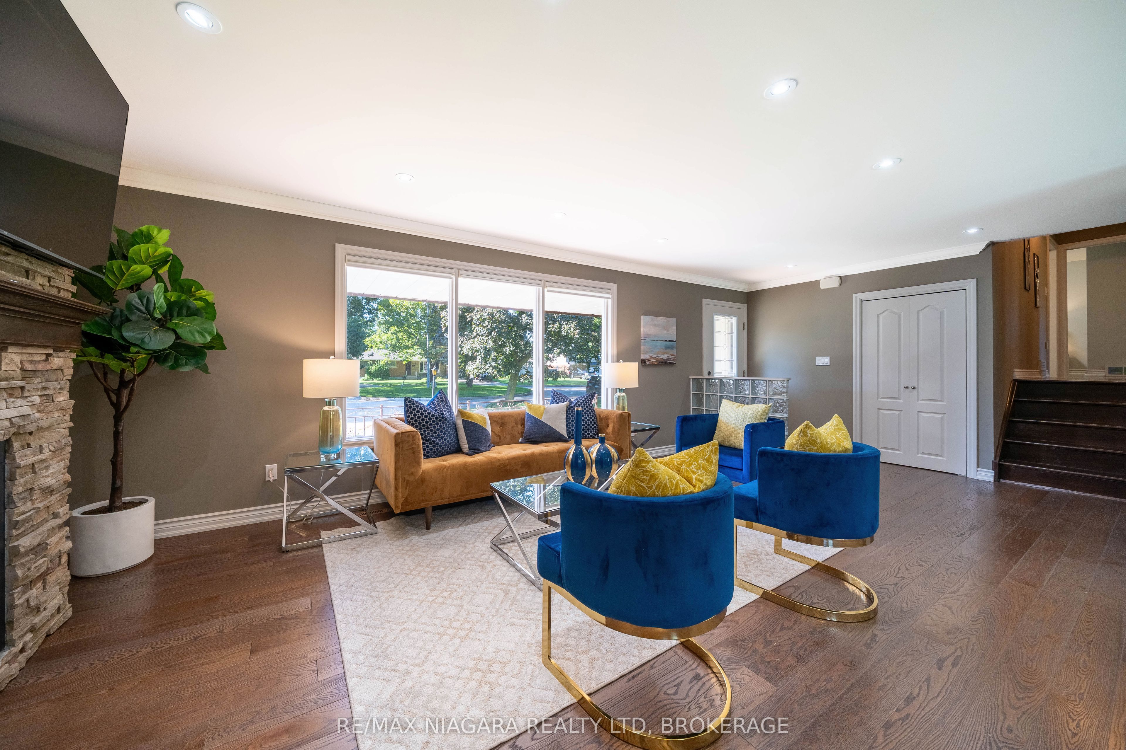 8 Fernwood Terrace Property Photo 9