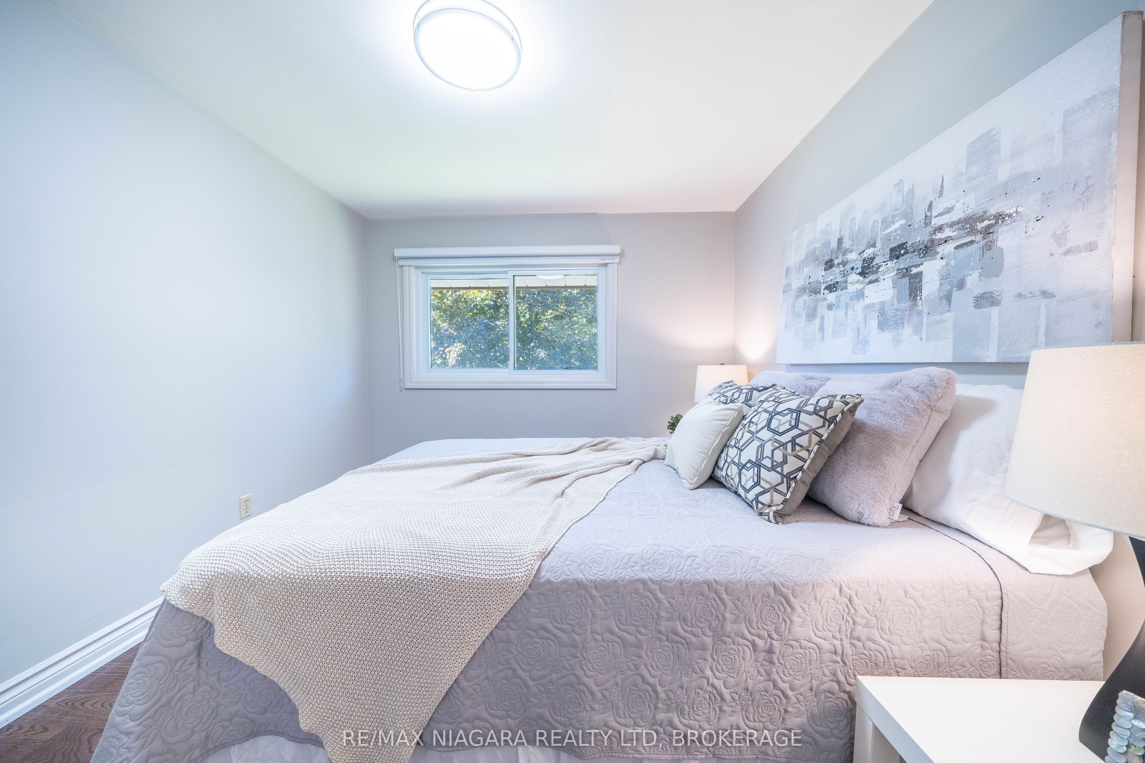 8 Fernwood Terrace Property Photo 24