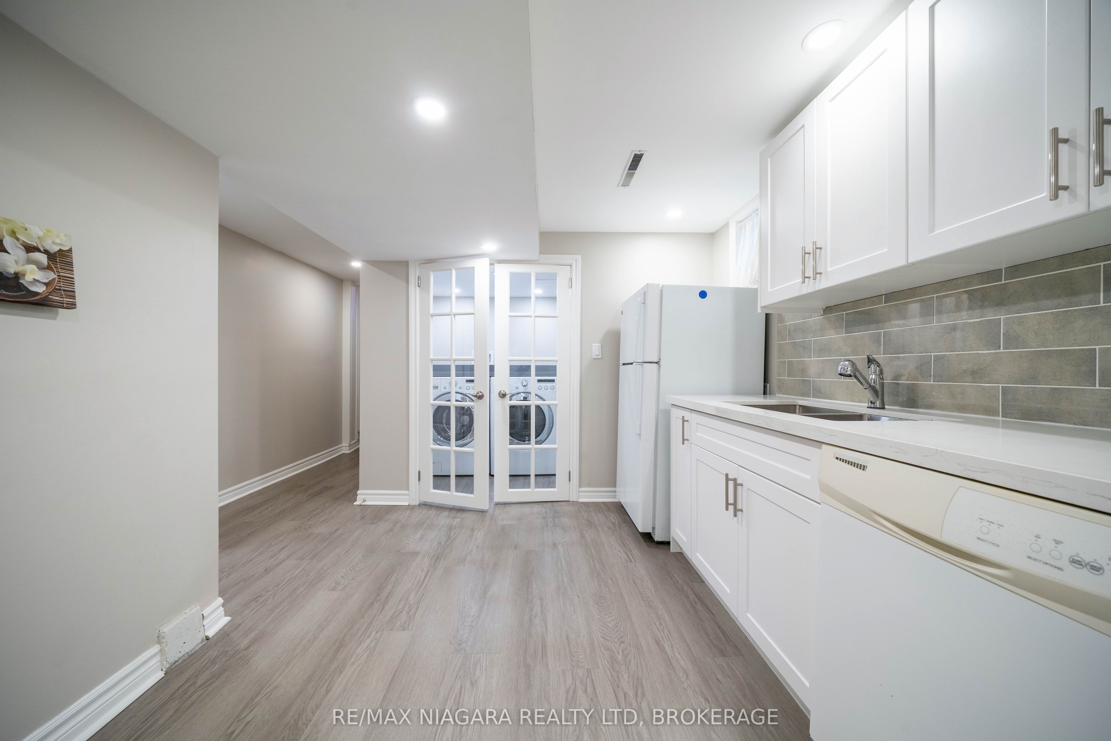 8 Fernwood Terrace Property Photo 33
