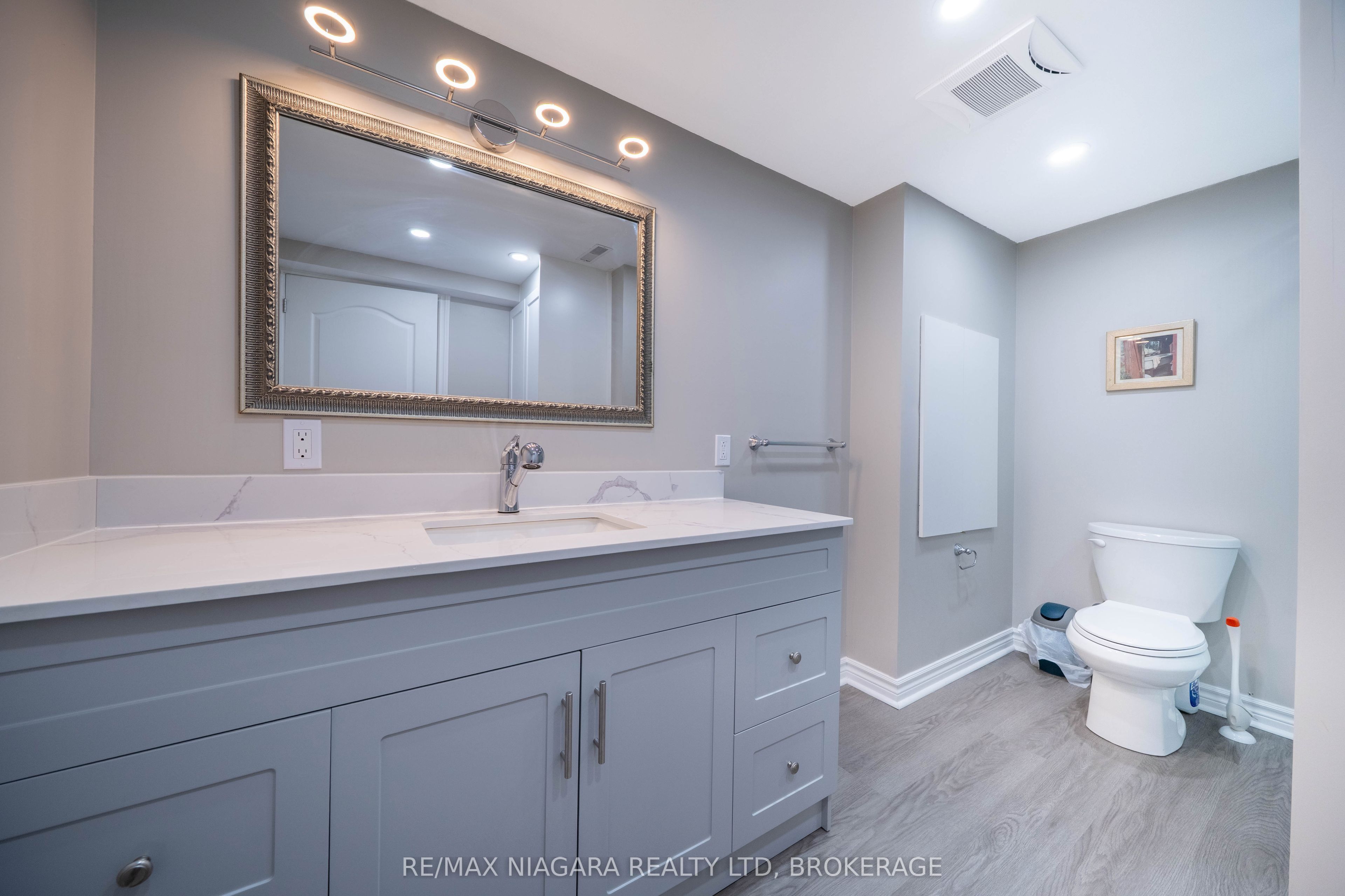 8 Fernwood Terrace Property Photo 35