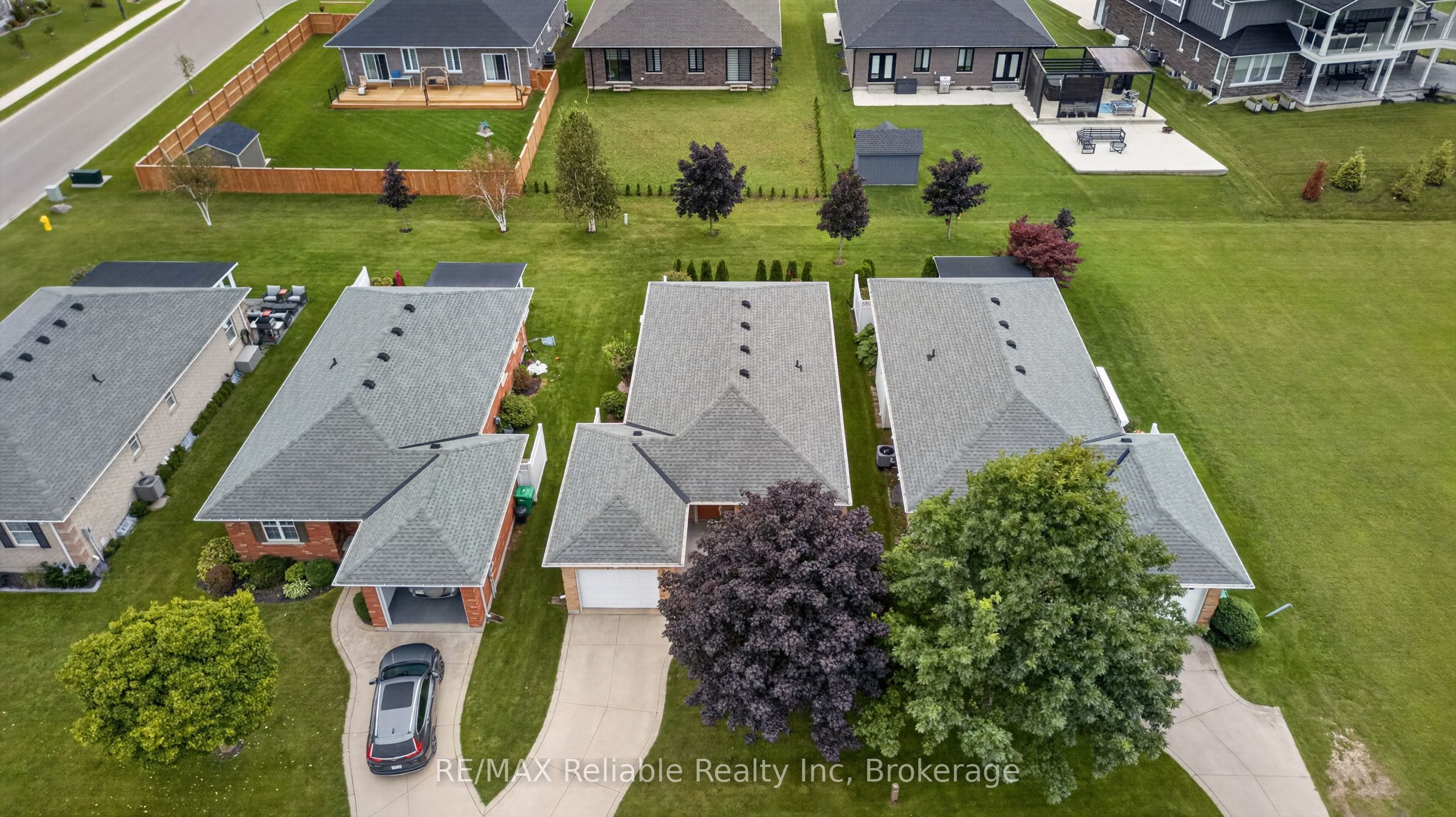 217 Bethune Crescent Property Photo 26