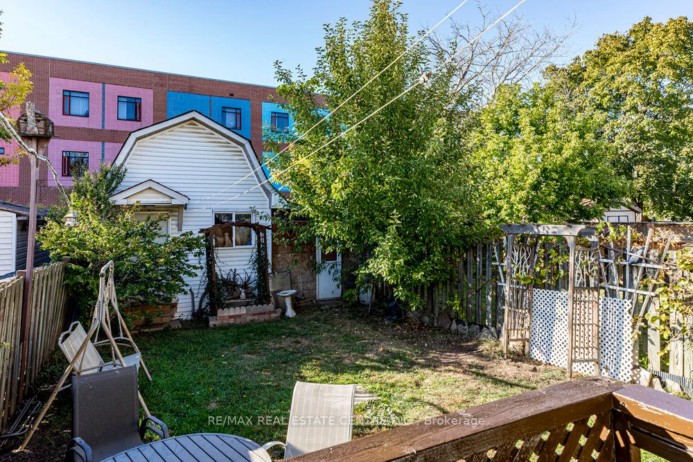23 Frederick Avenue Property Photo 25