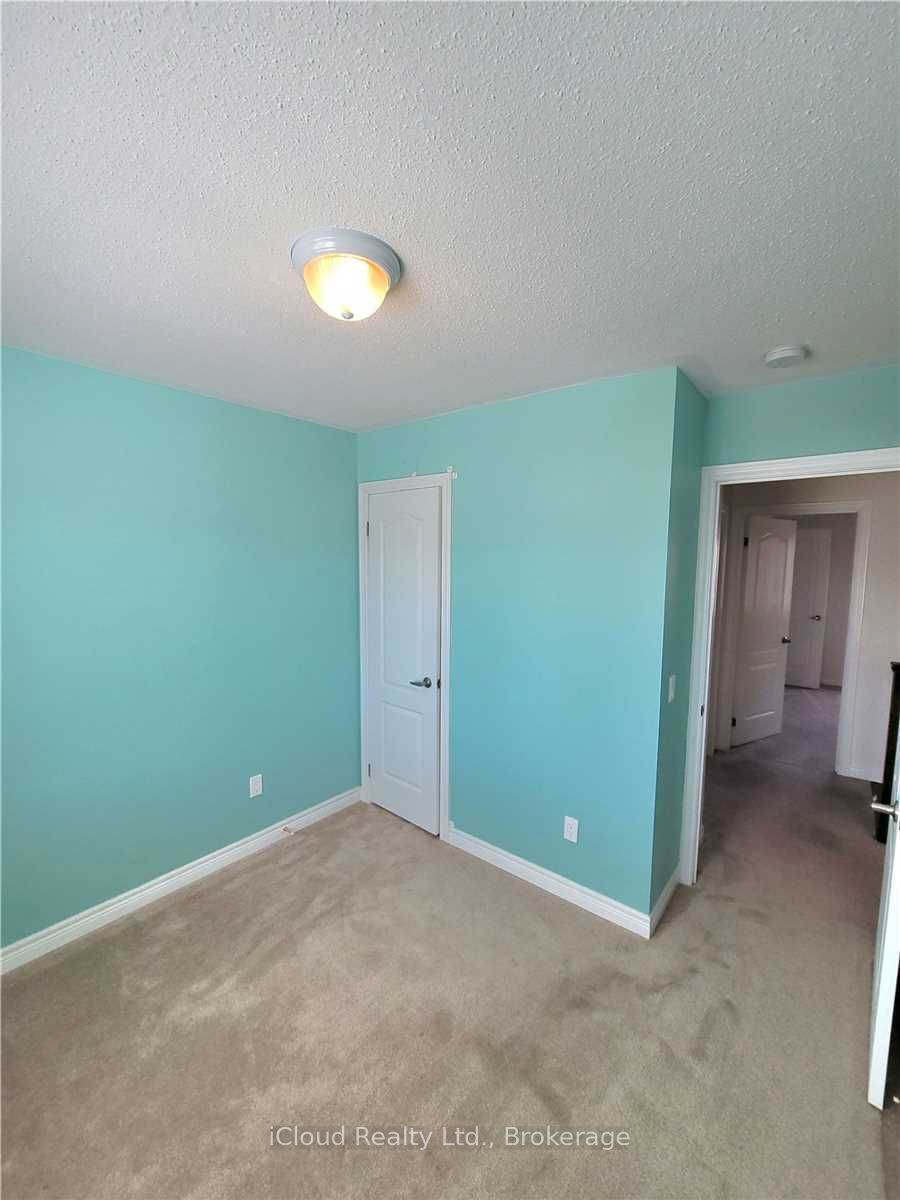 782 Cook Crescent Property Photo 11