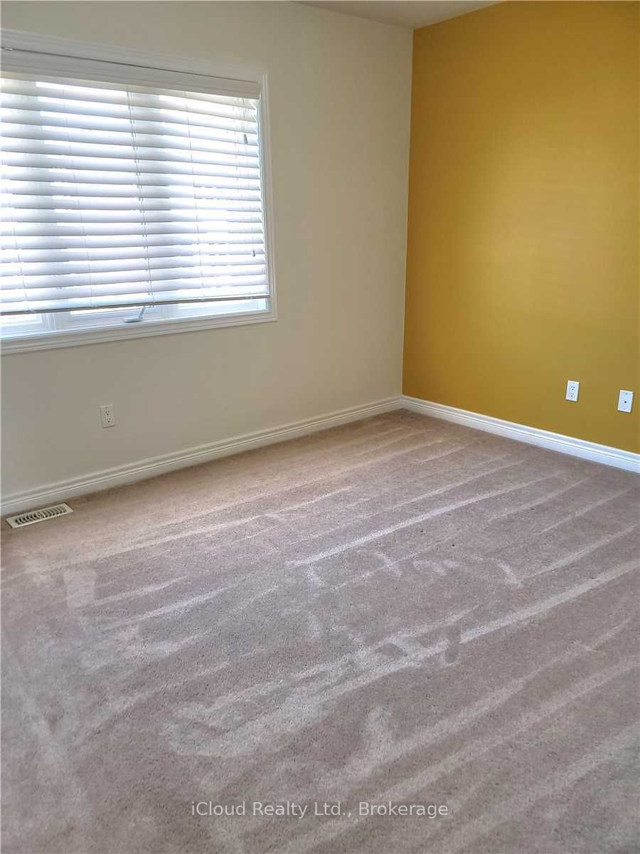 782 Cook Crescent Property Photo 13