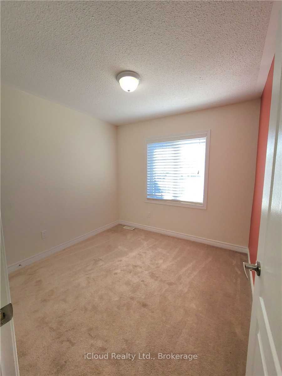 782 Cook Crescent Property Photo 15