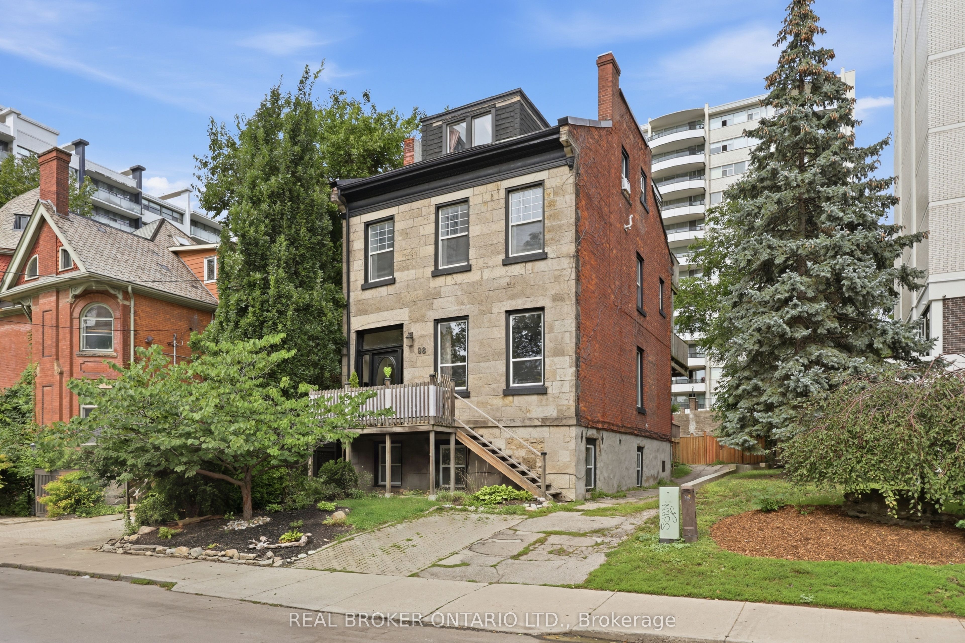 98 Duke Street Property Photo 2