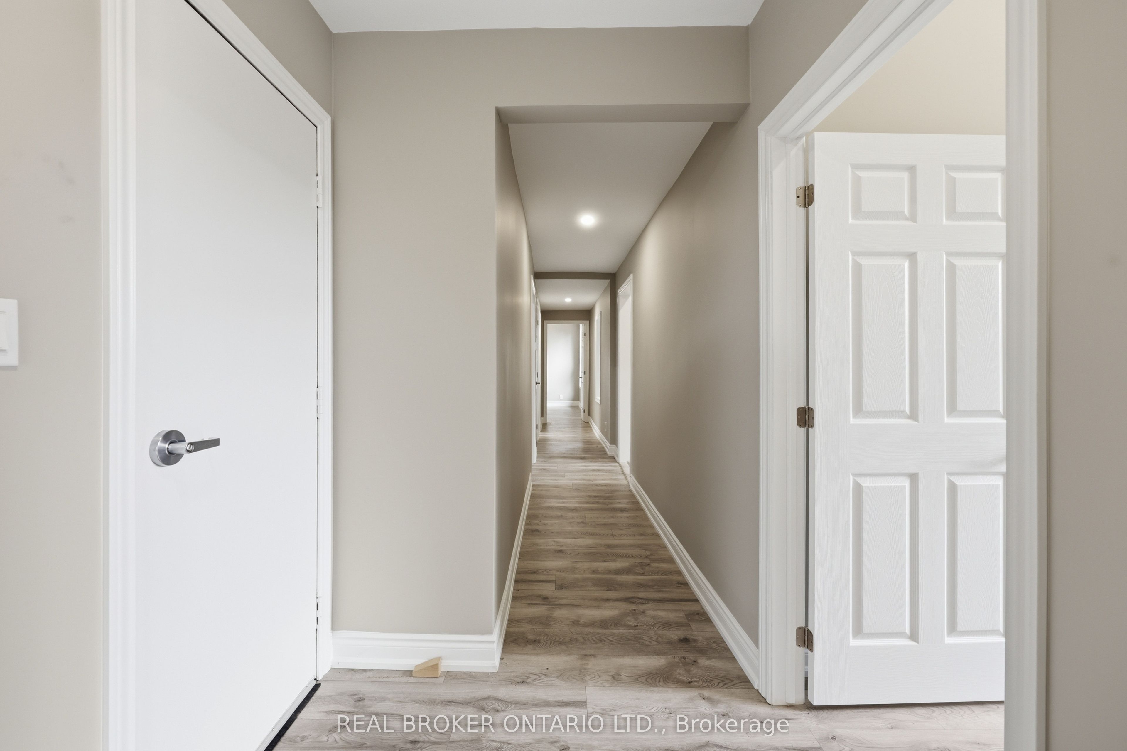 98 Duke Street Property Photo 11