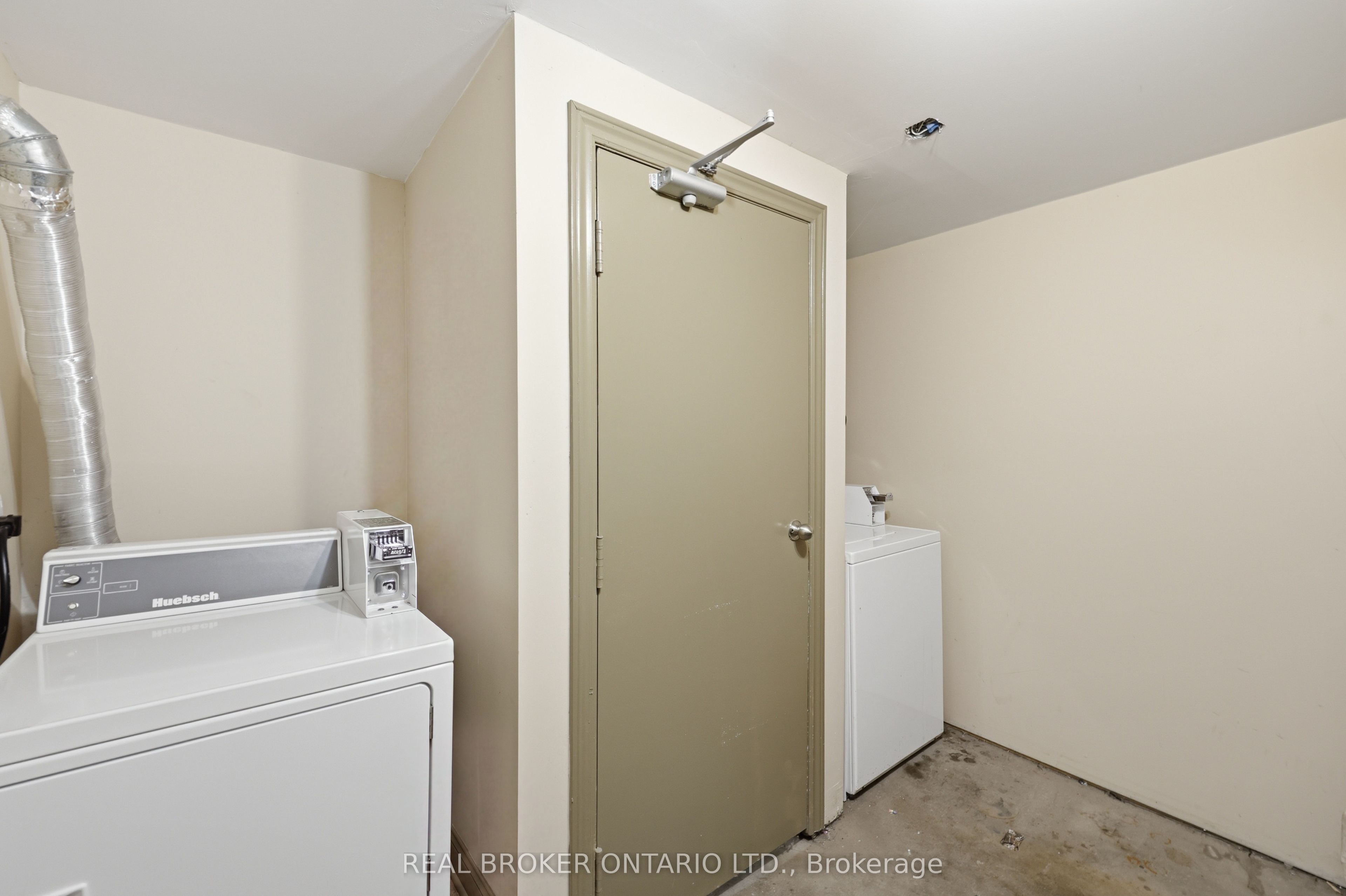 98 Duke Street Property Photo 24