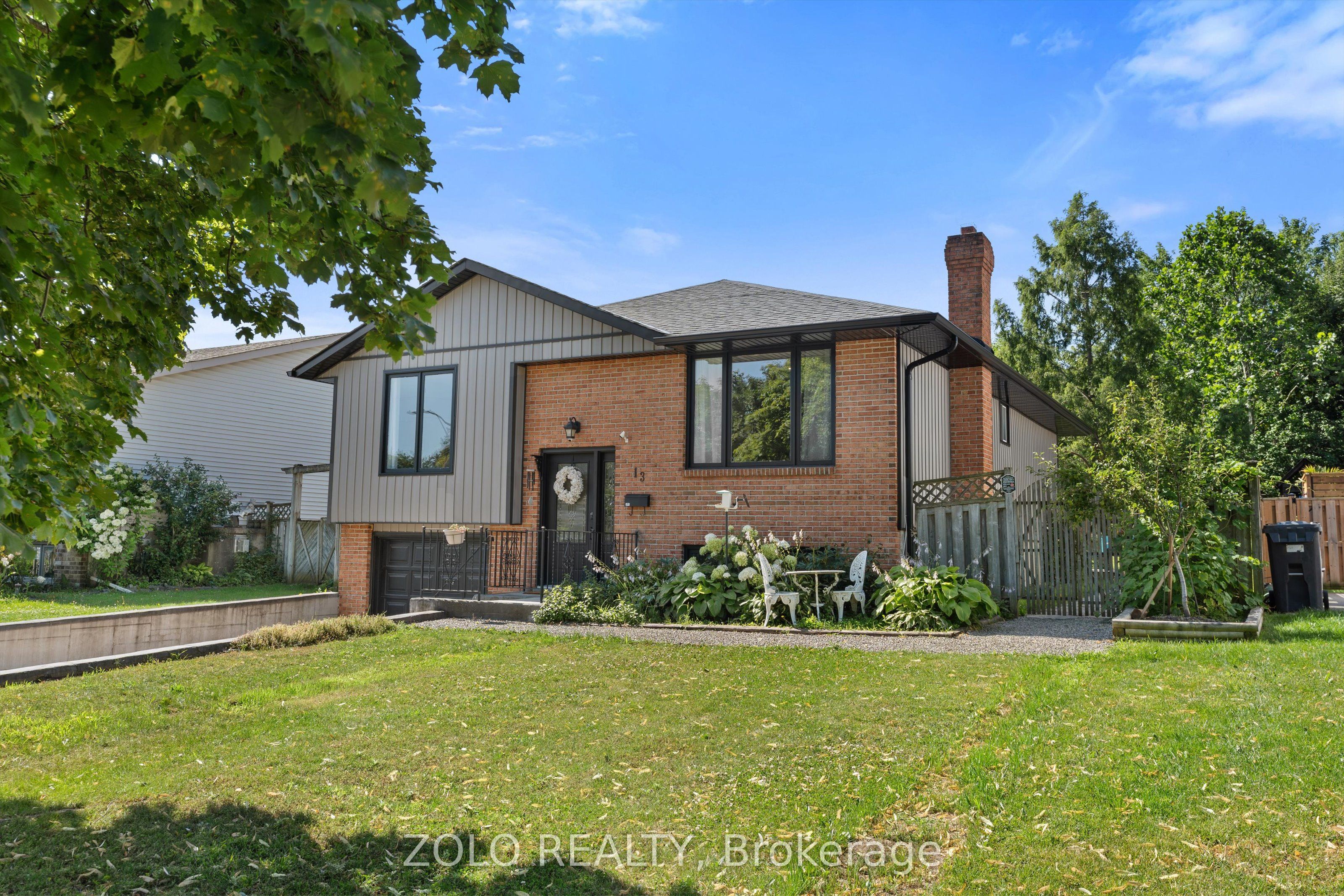 13 Cowan Drive Property Photo 2