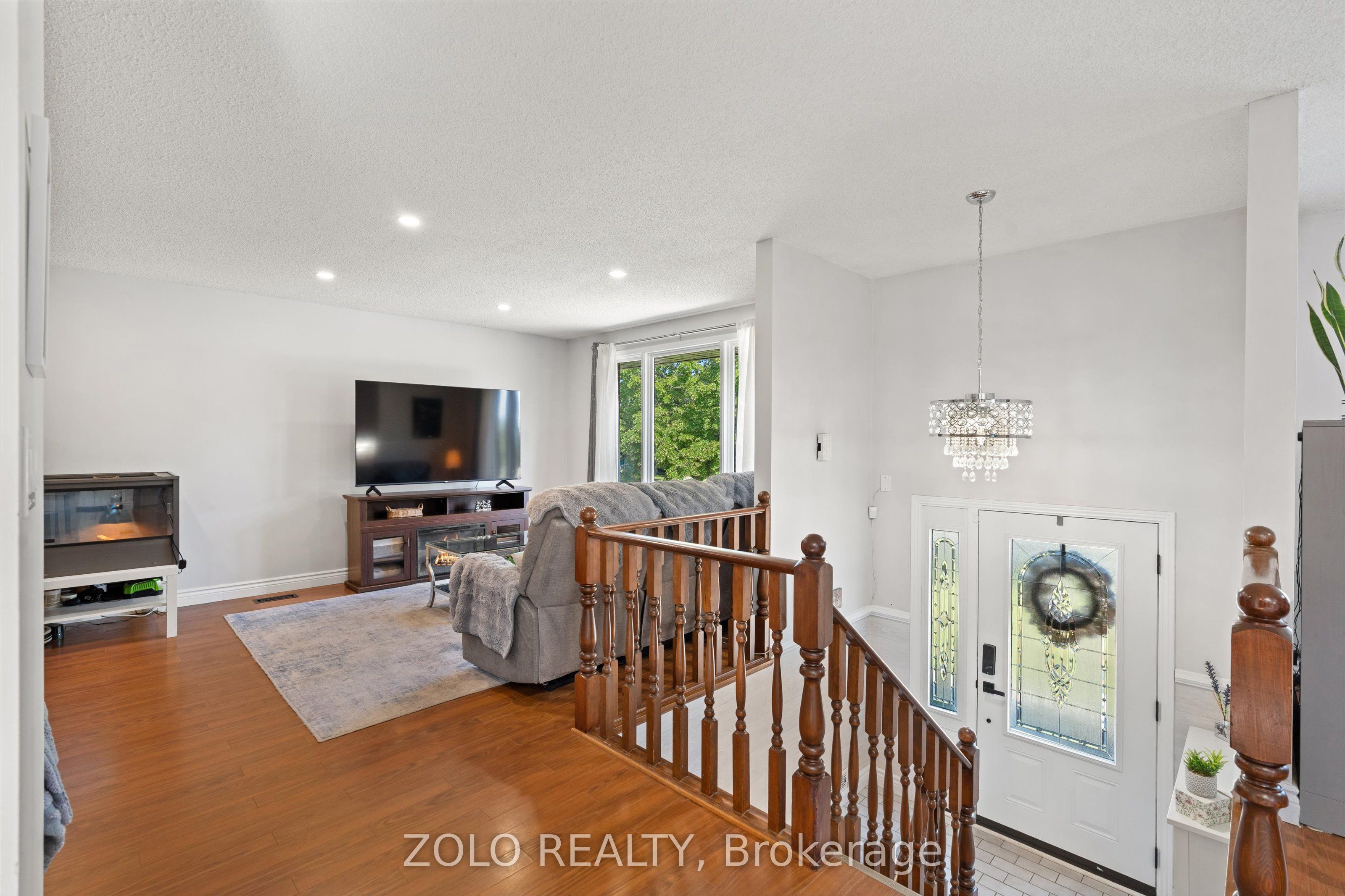 13 Cowan Drive Property Photo 5