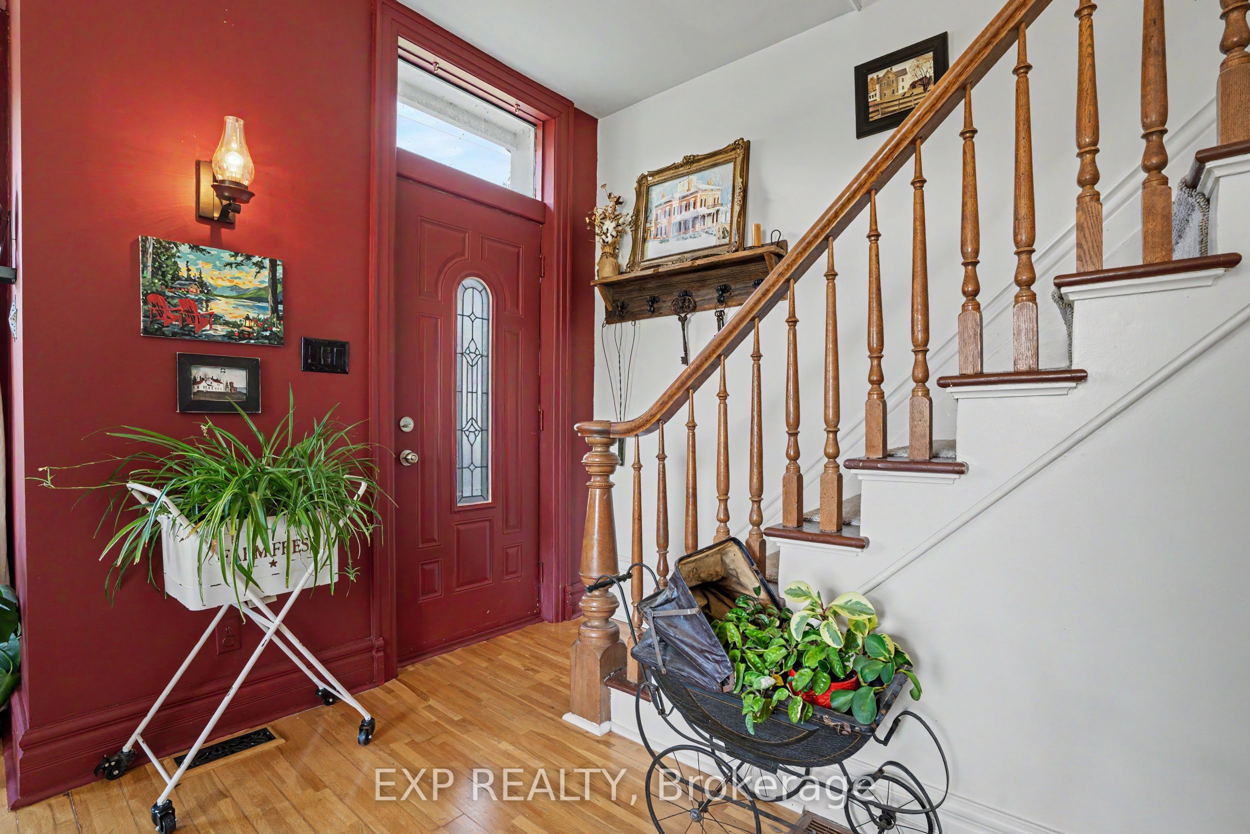 5330 Rainham Road S Property Photo 5