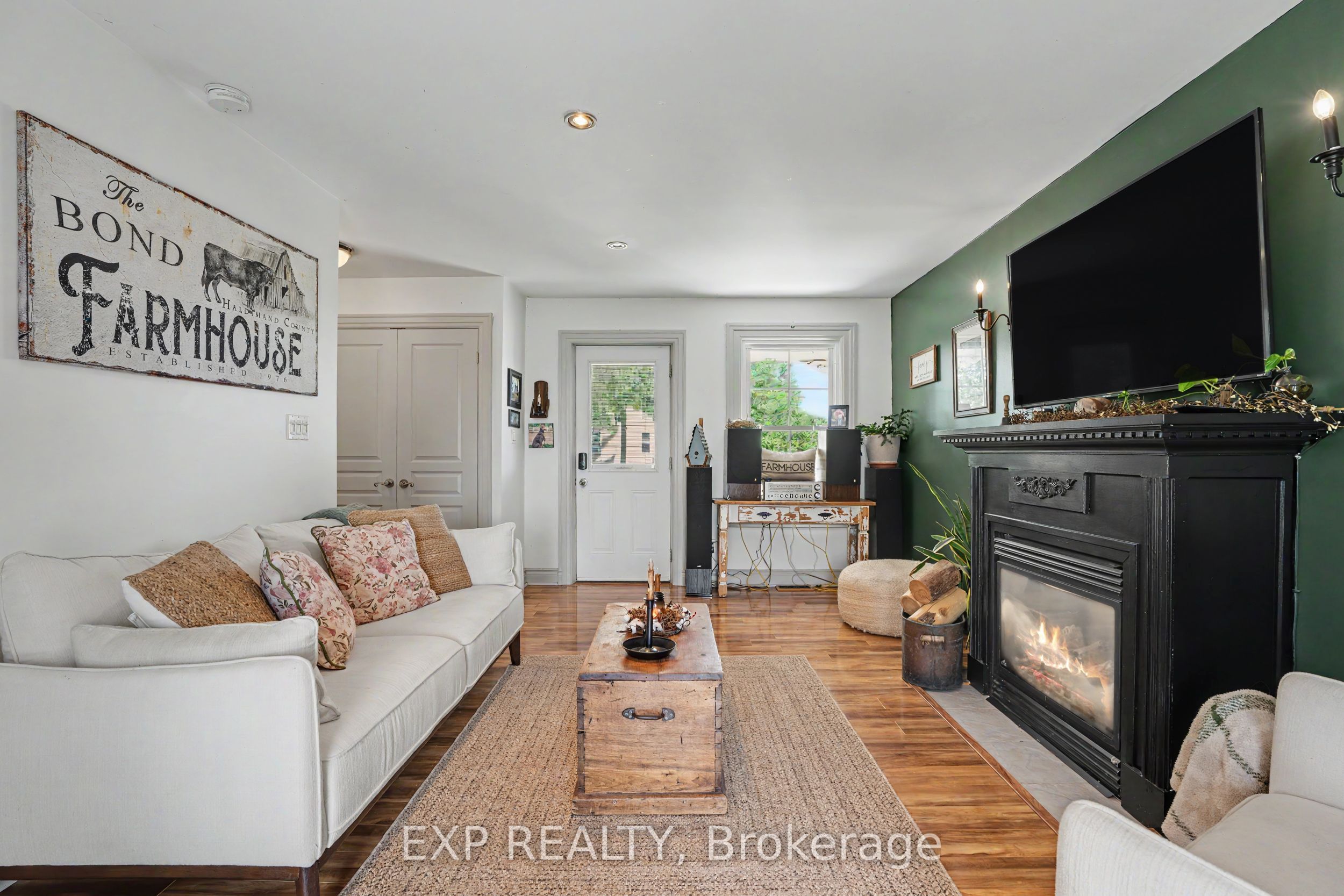 5330 Rainham Road S Property Photo 15