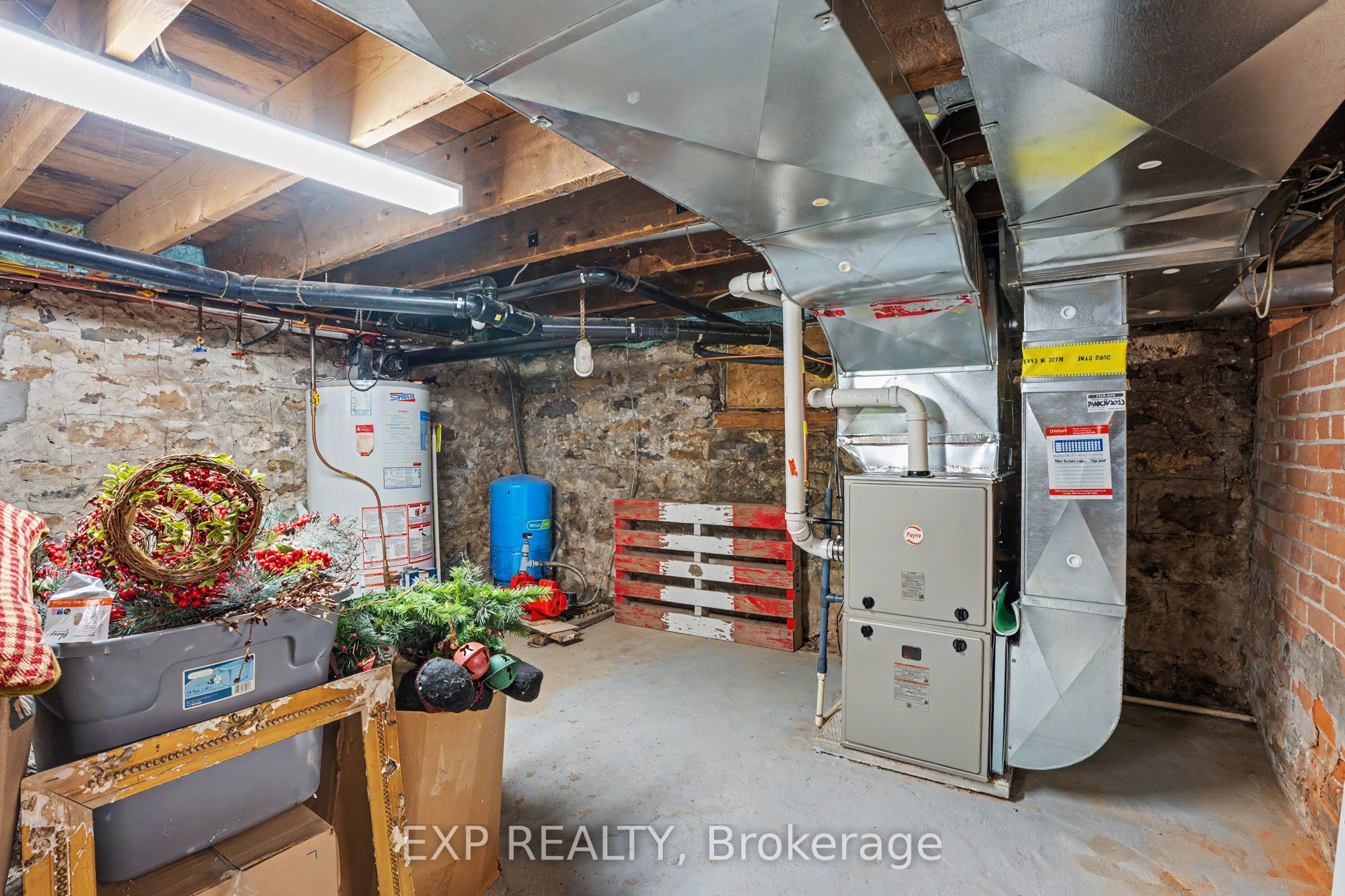 5330 Rainham Road S Property Photo 26