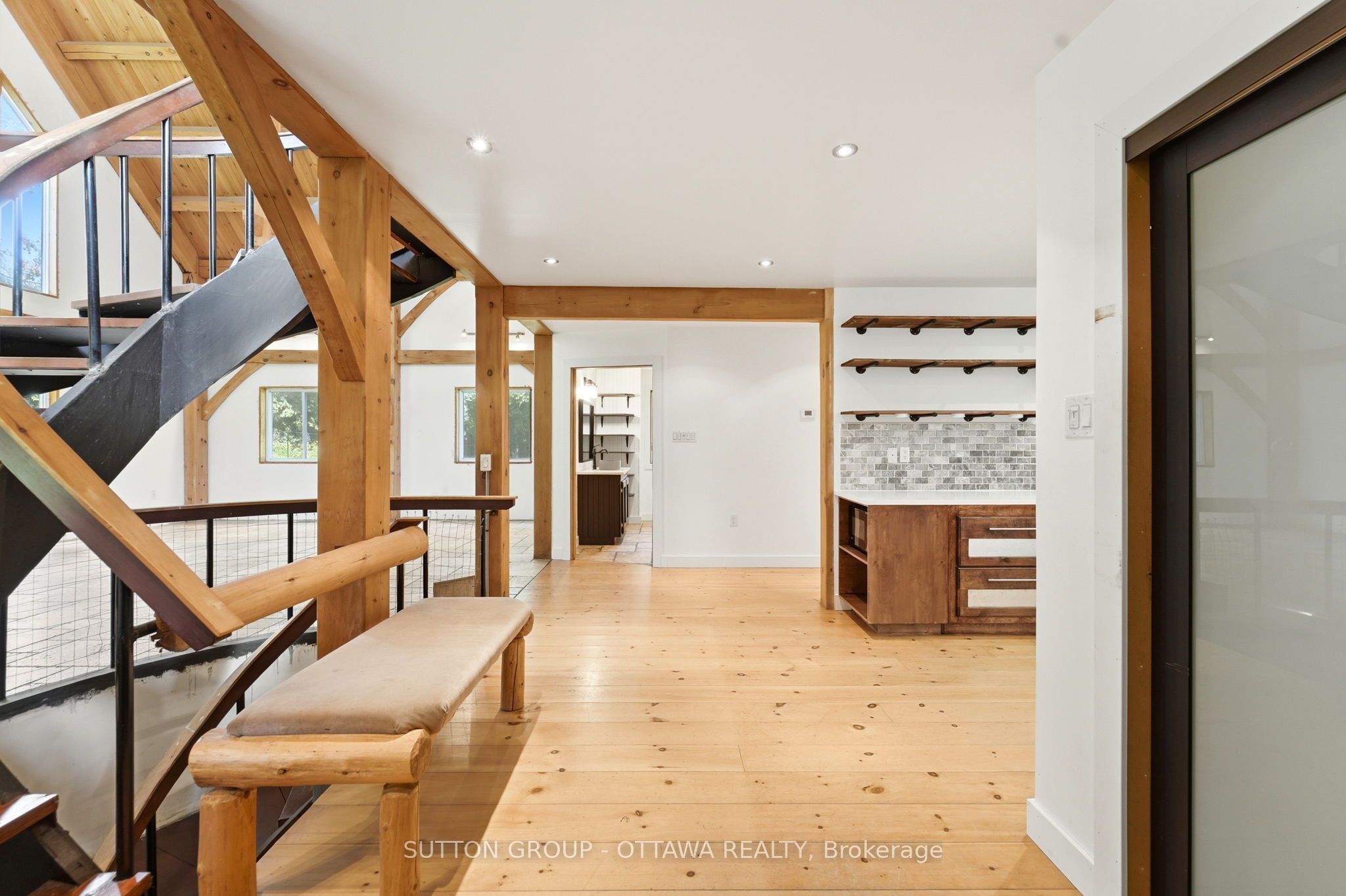 1715 Carsonby Road E Property Photo 6