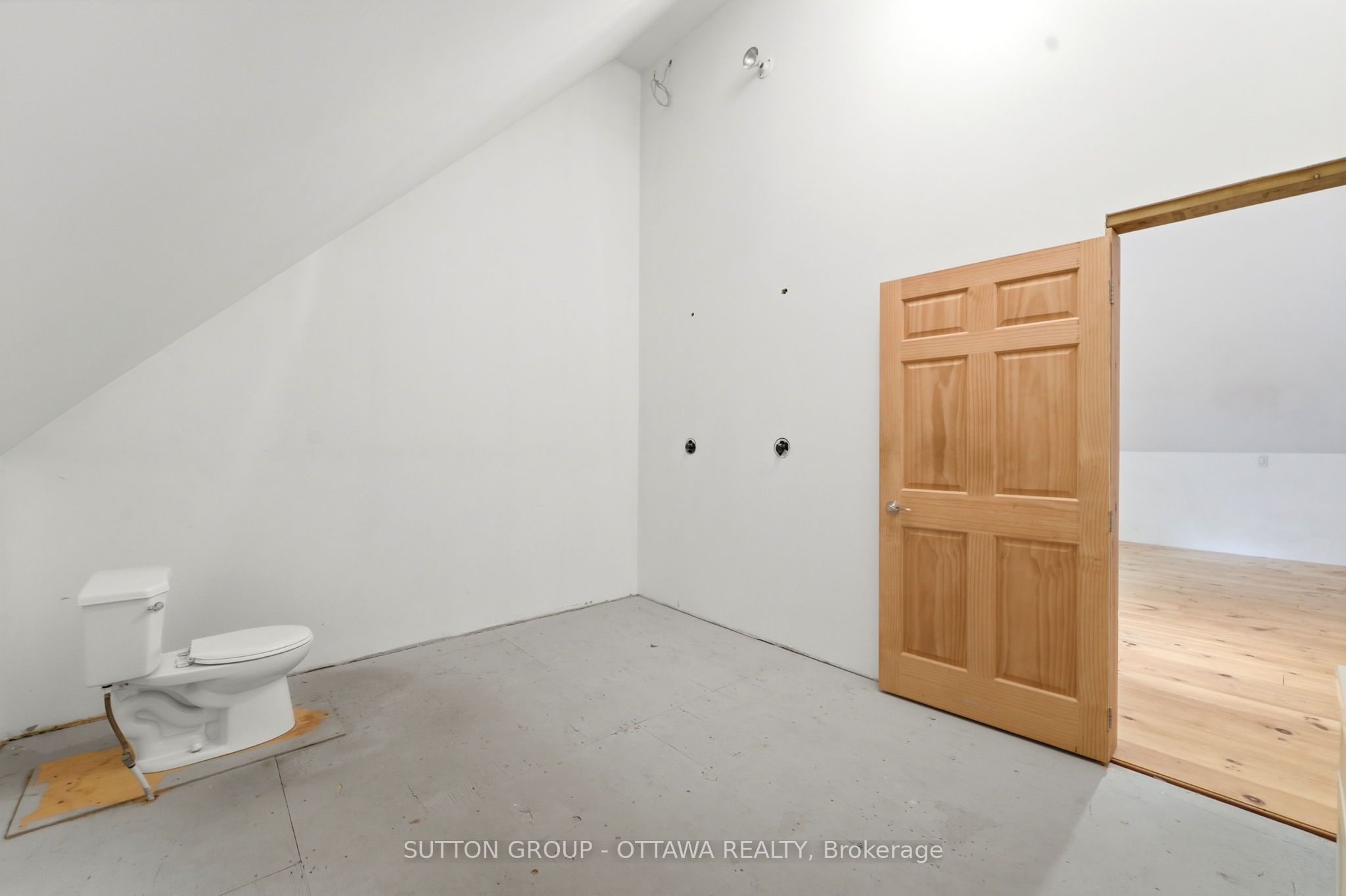 1715 Carsonby Road E Property Photo 39
