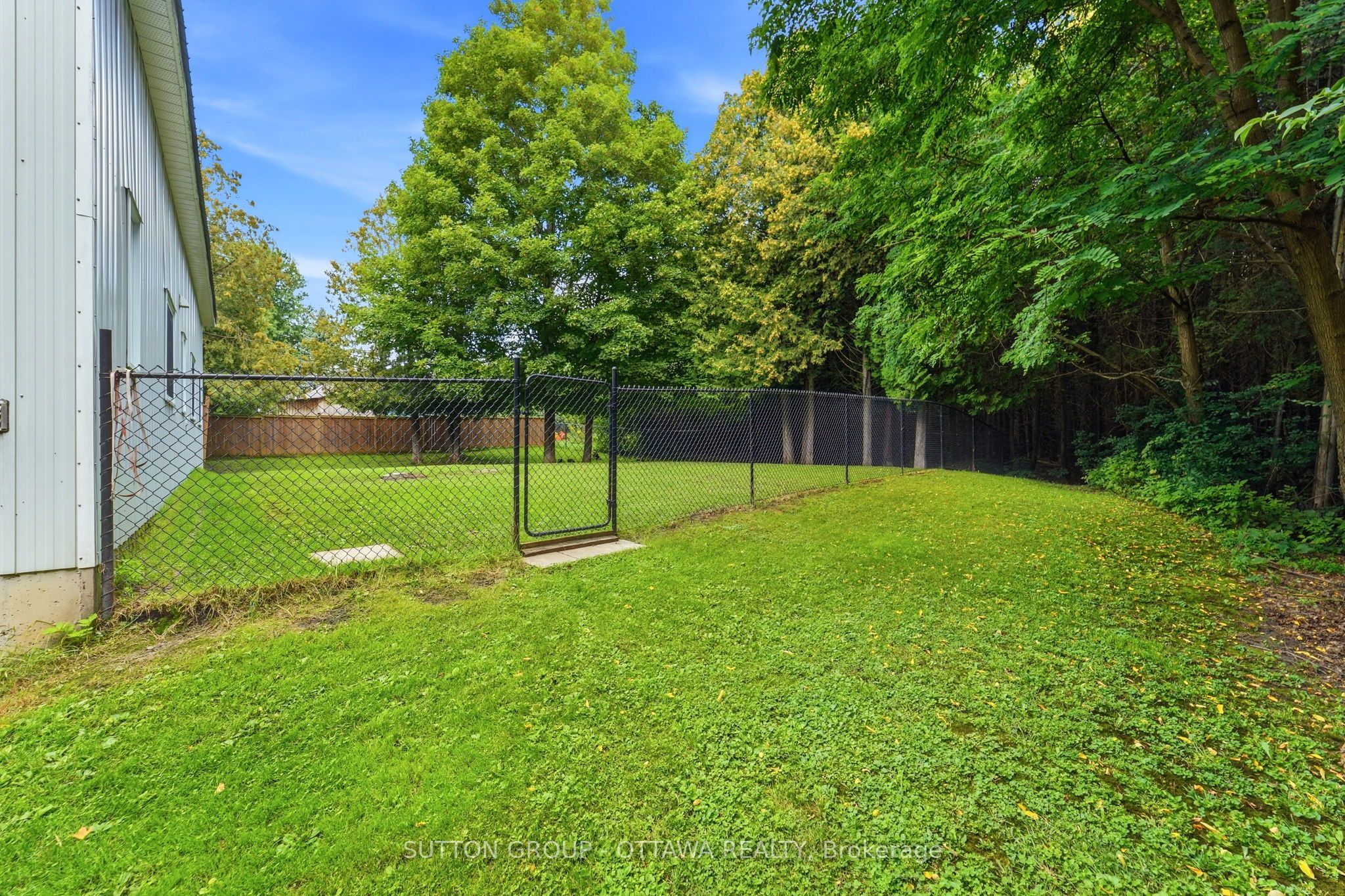 1715 Carsonby Road E Property Photo 43