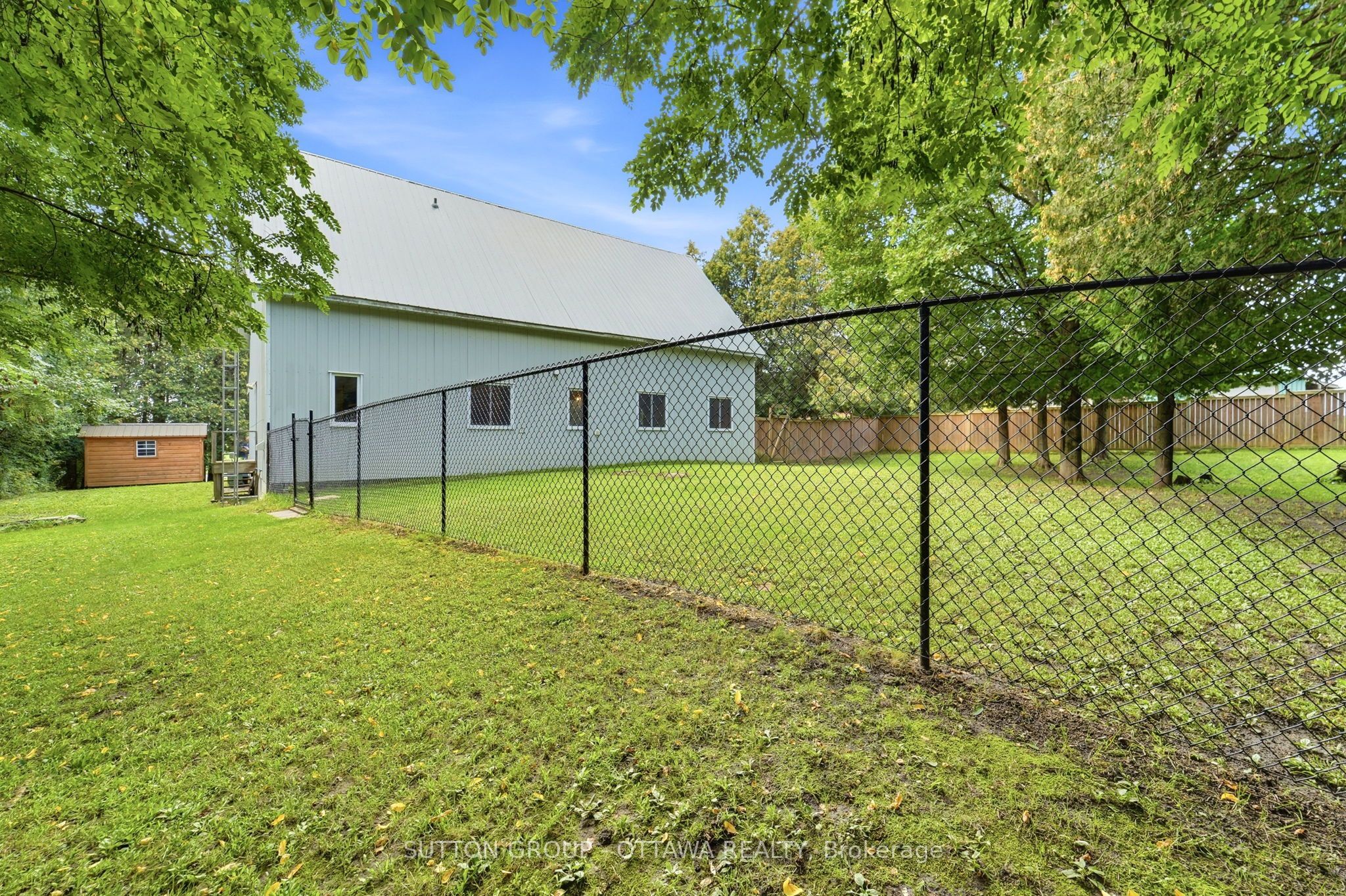 1715 Carsonby Road E Property Photo 44
