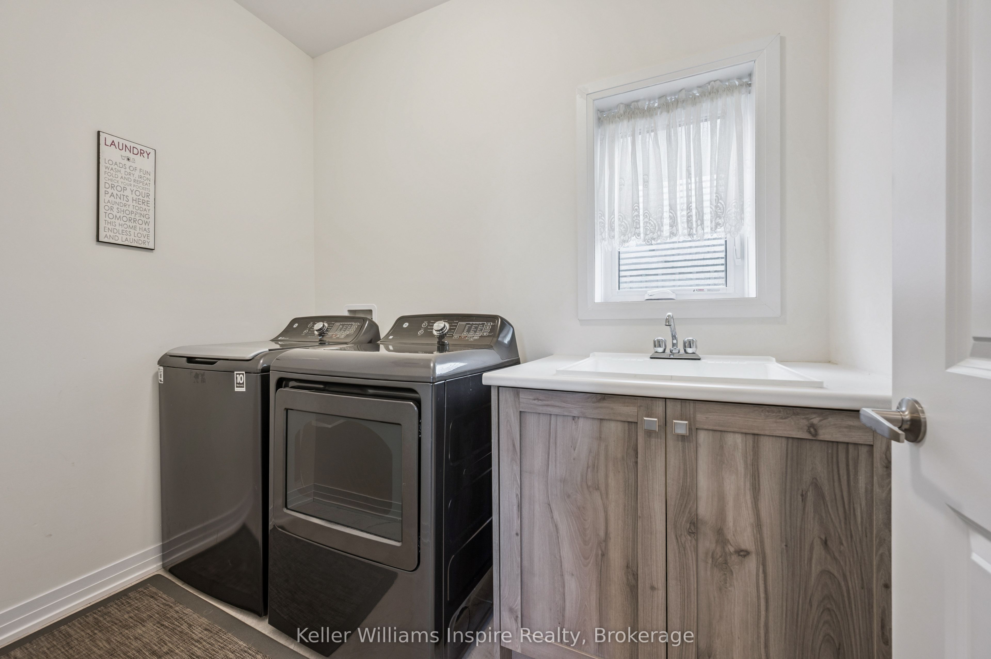 160 Raftis Street Property Photo 20