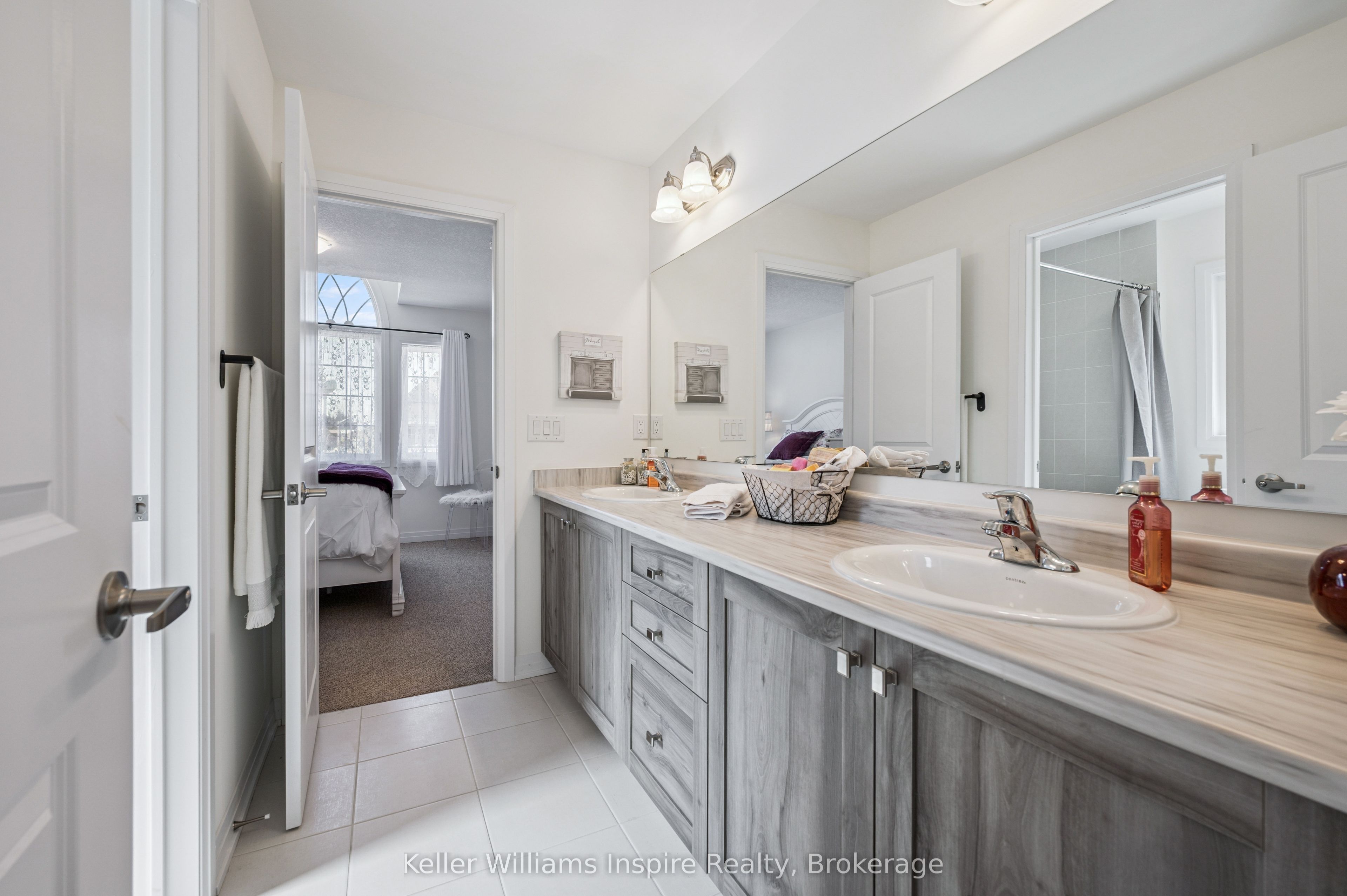160 Raftis Street Property Photo 23