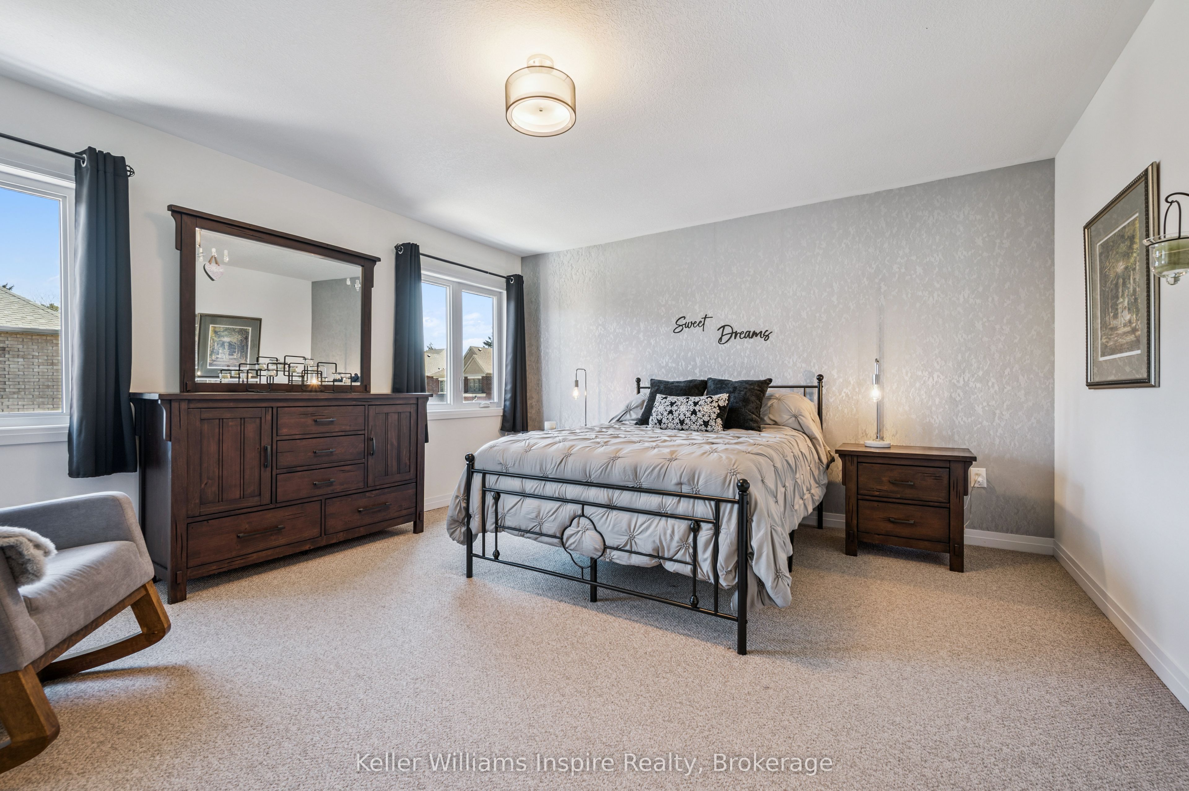 160 Raftis Street Property Photo 30