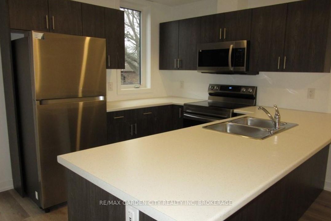 781 Clare Avenue 322 Property Photo 7
