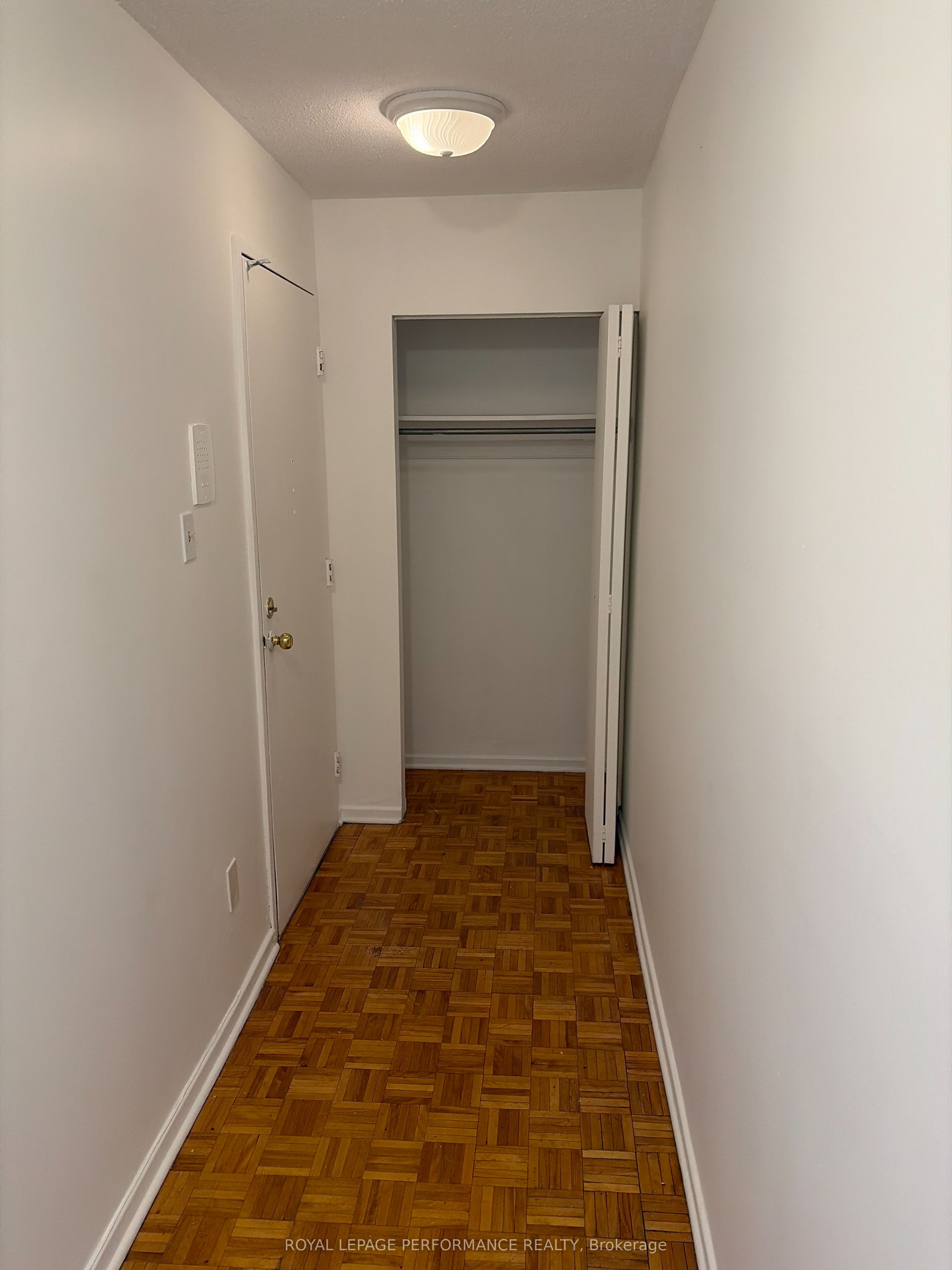 2044 Arrowsmith Drive 208c Property Photo 2