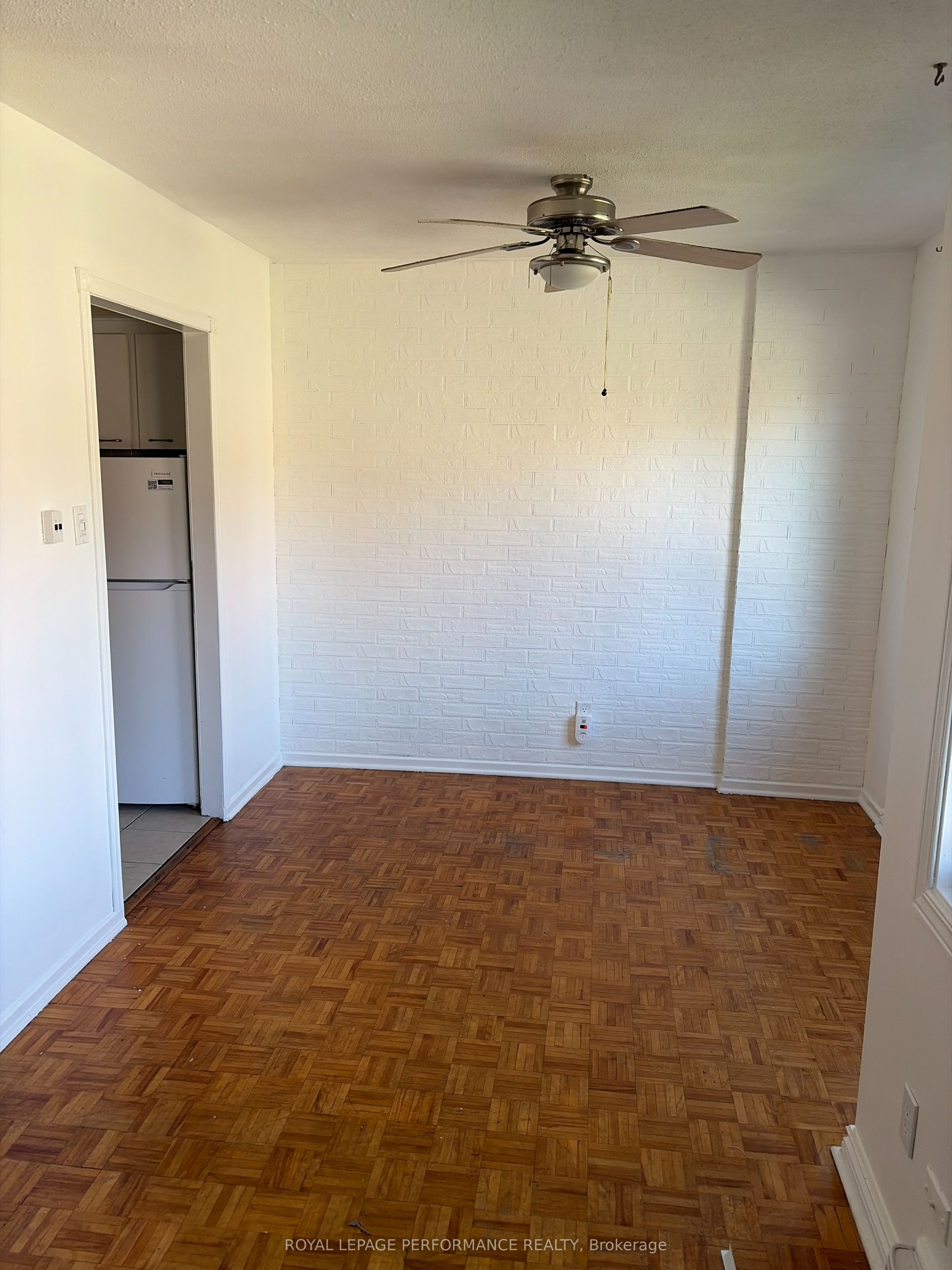 2044 Arrowsmith Drive 208c Property Photo 5