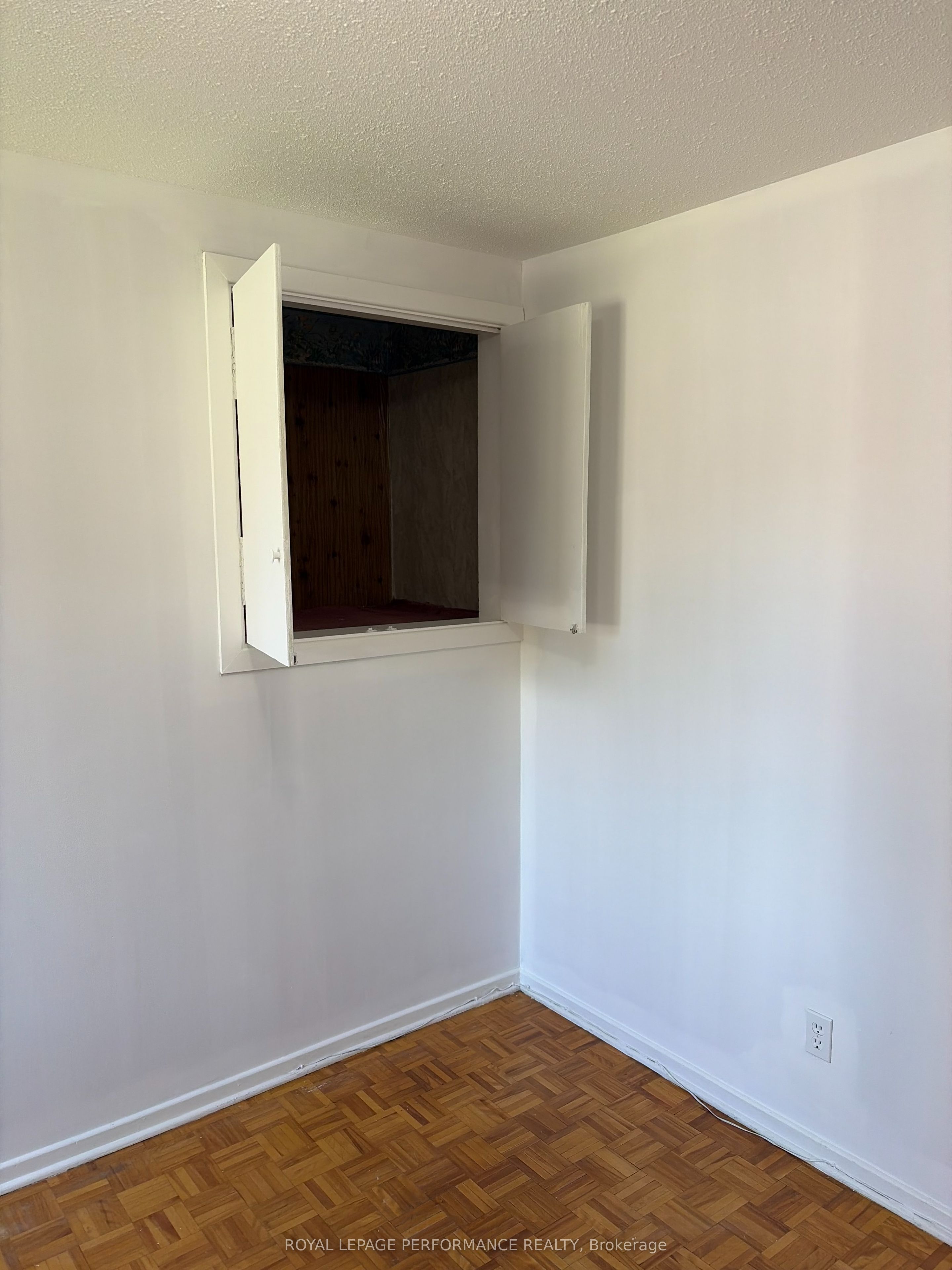 2044 Arrowsmith Drive 208c Property Photo 11