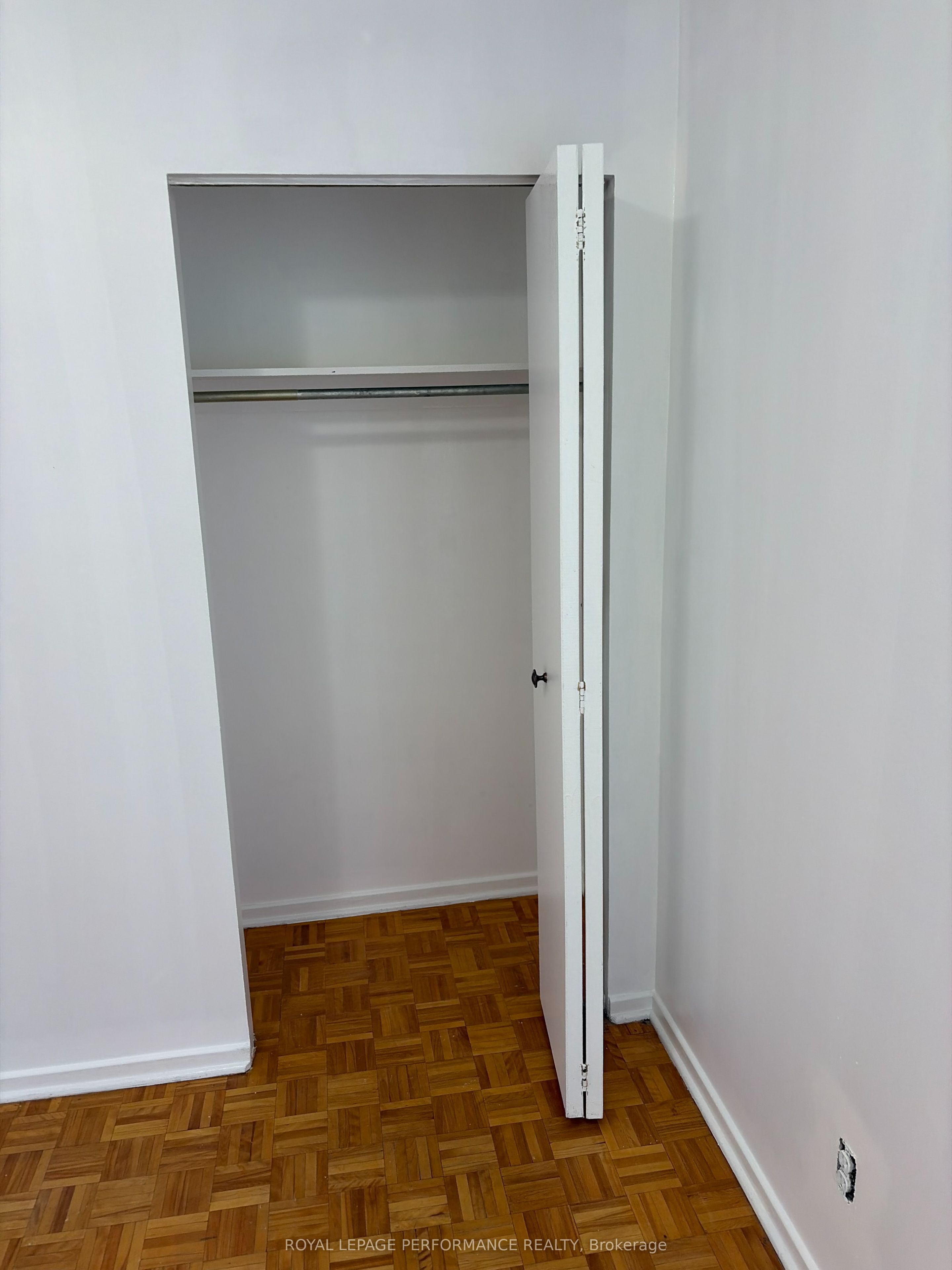 2044 Arrowsmith Drive 208c Property Photo 12