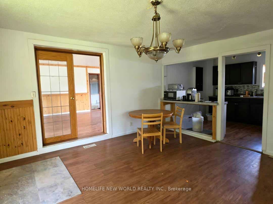 814 Thomasburg Road Property Photo 11