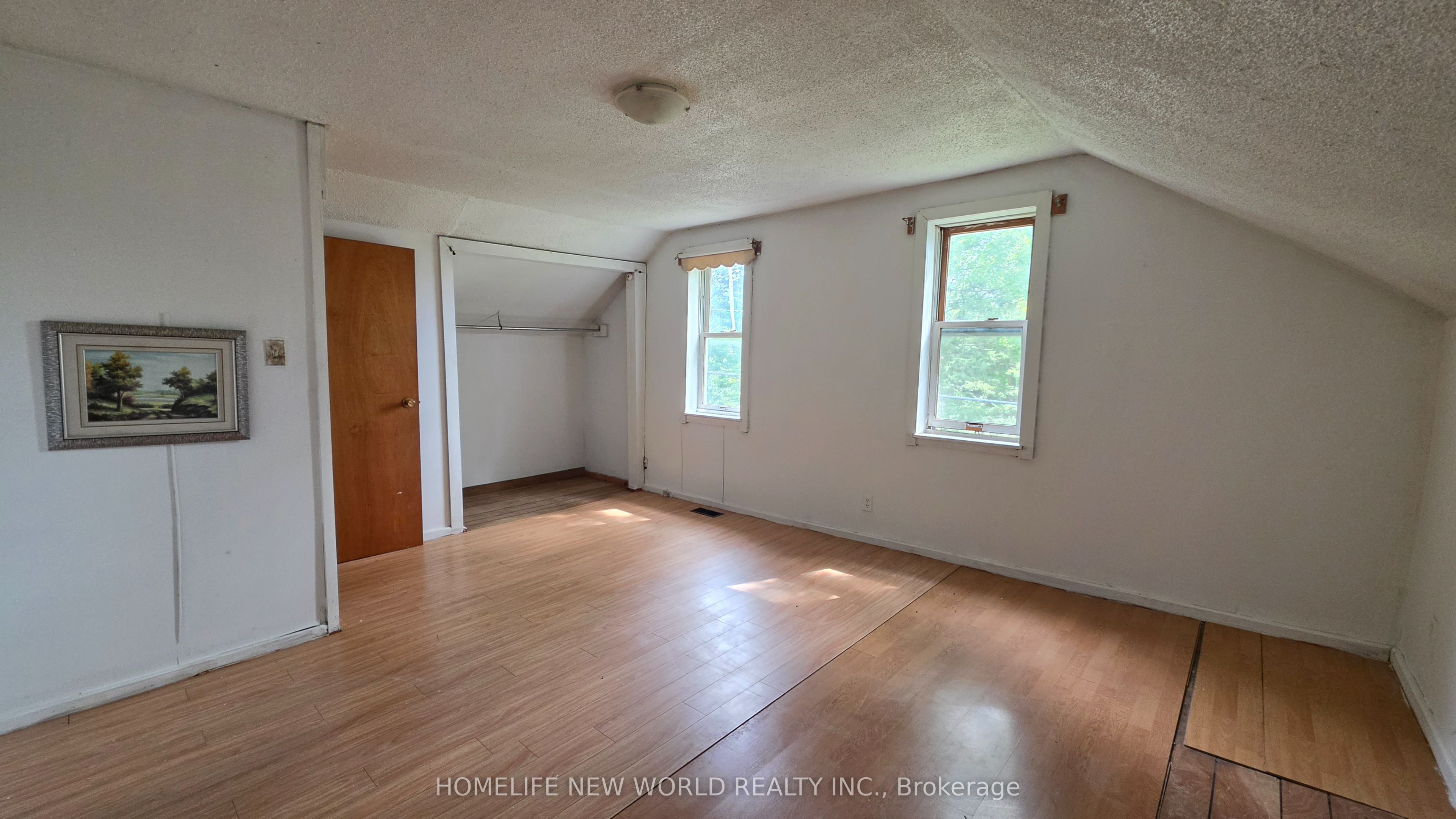 814 Thomasburg Road Property Photo 15