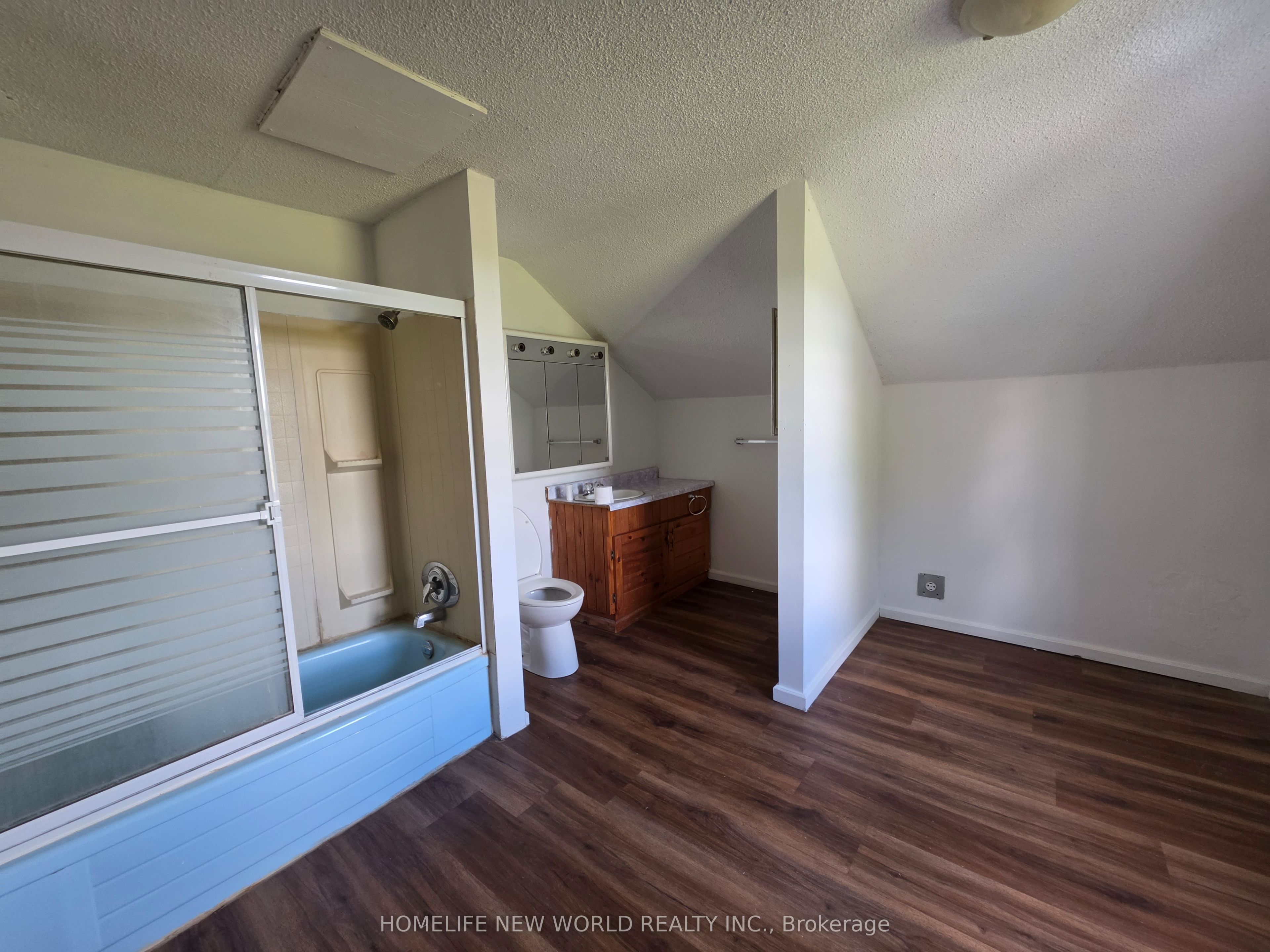 814 Thomasburg Road Property Photo 18