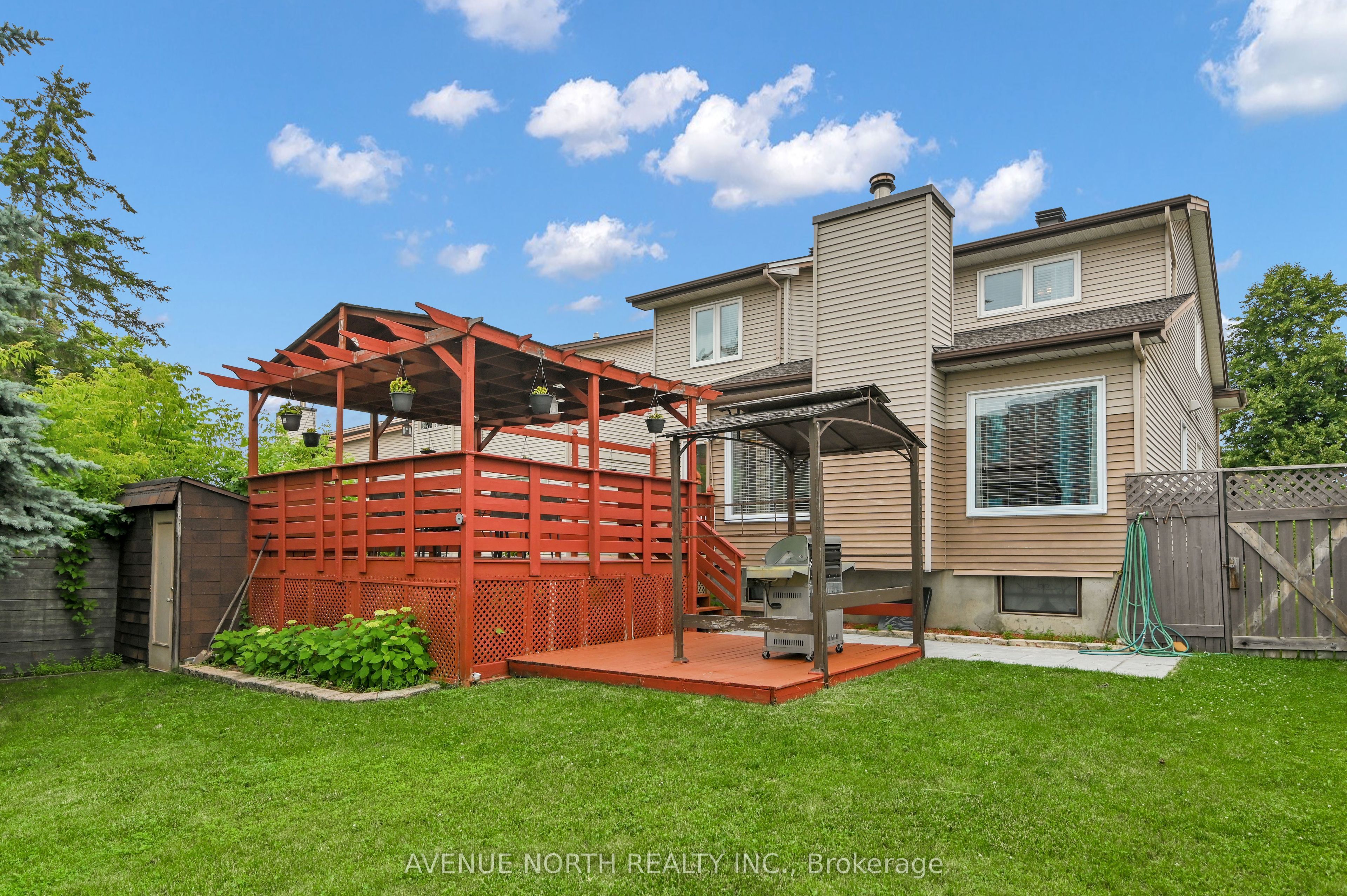 48 Hackett Street Property Photo 35
