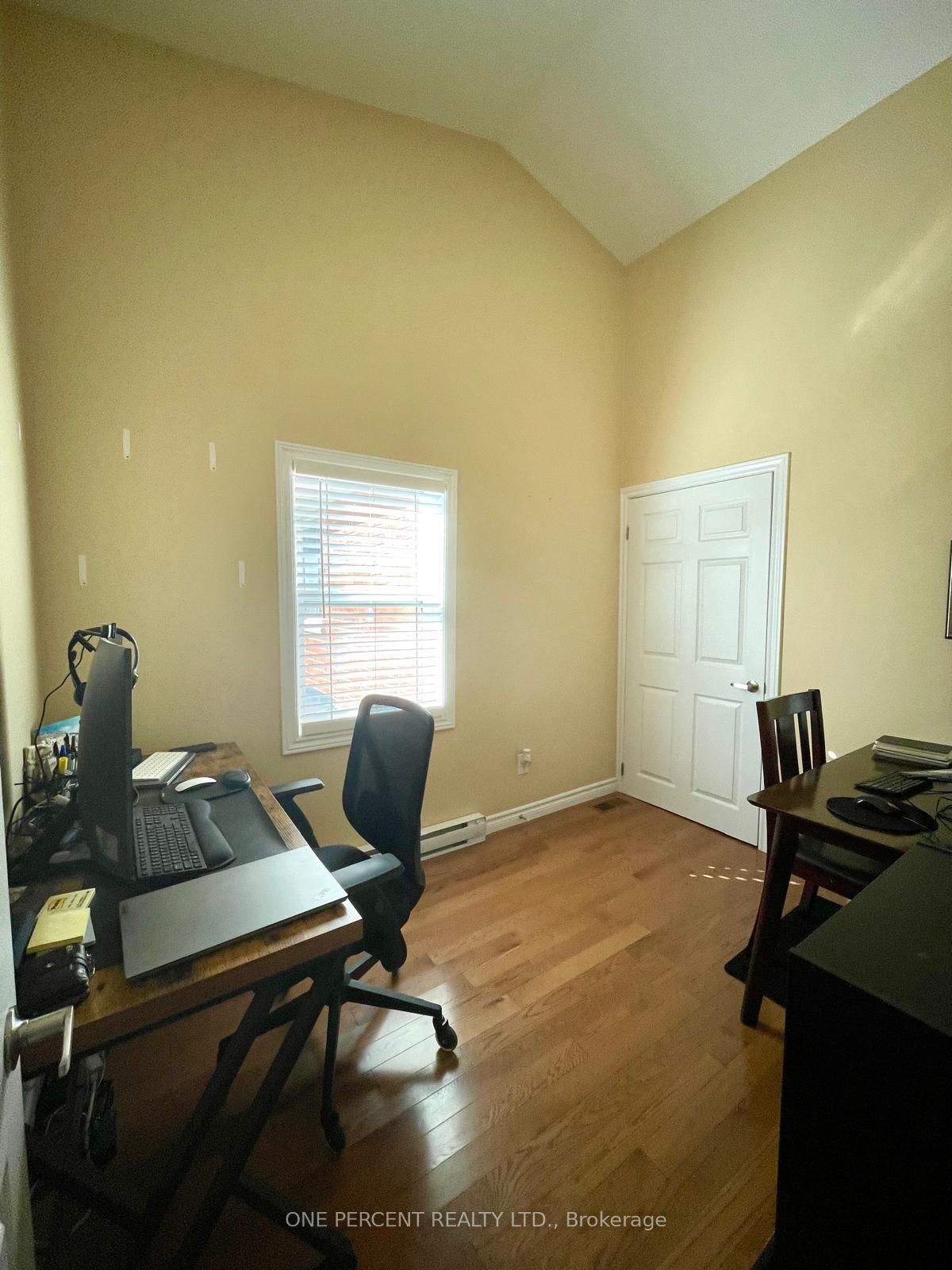 48 Arbour Glen Crescent Property Photo 21