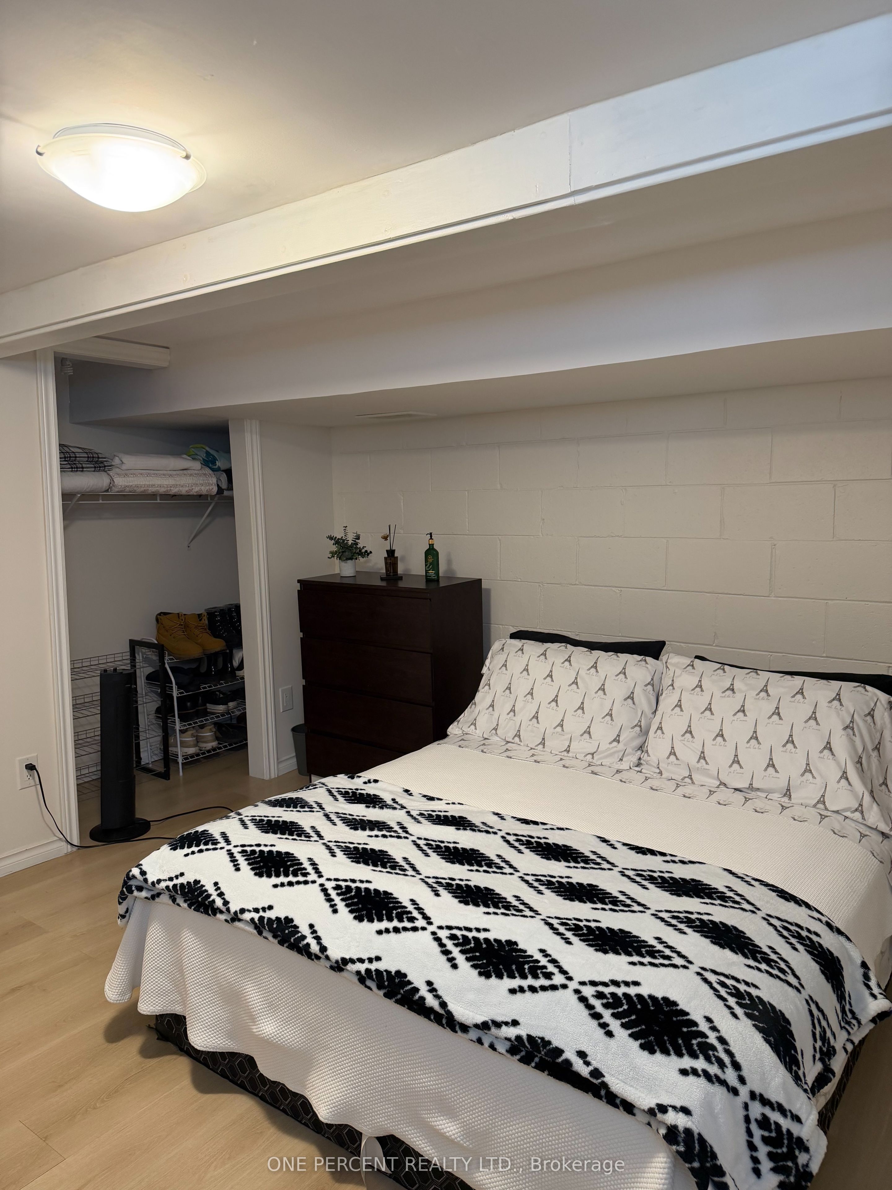 48 Arbour Glen Crescent Property Photo 23