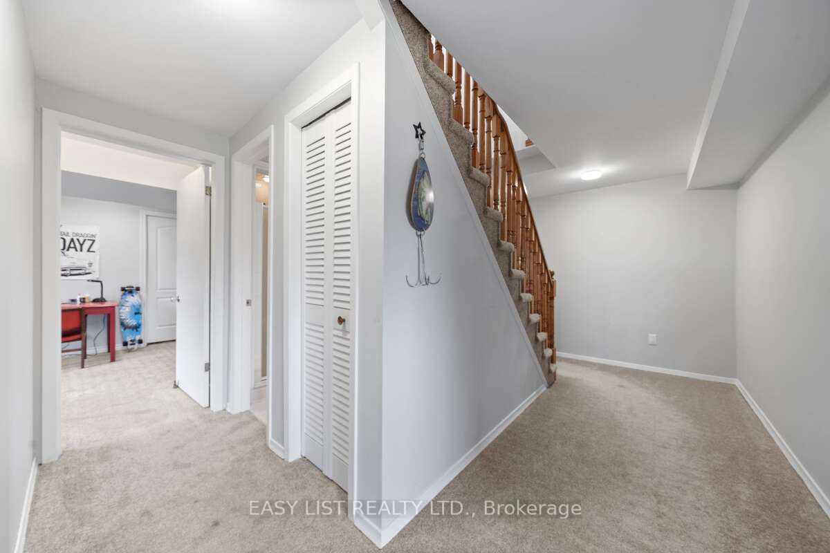 456 Old Surrey Lane Property Photo 22