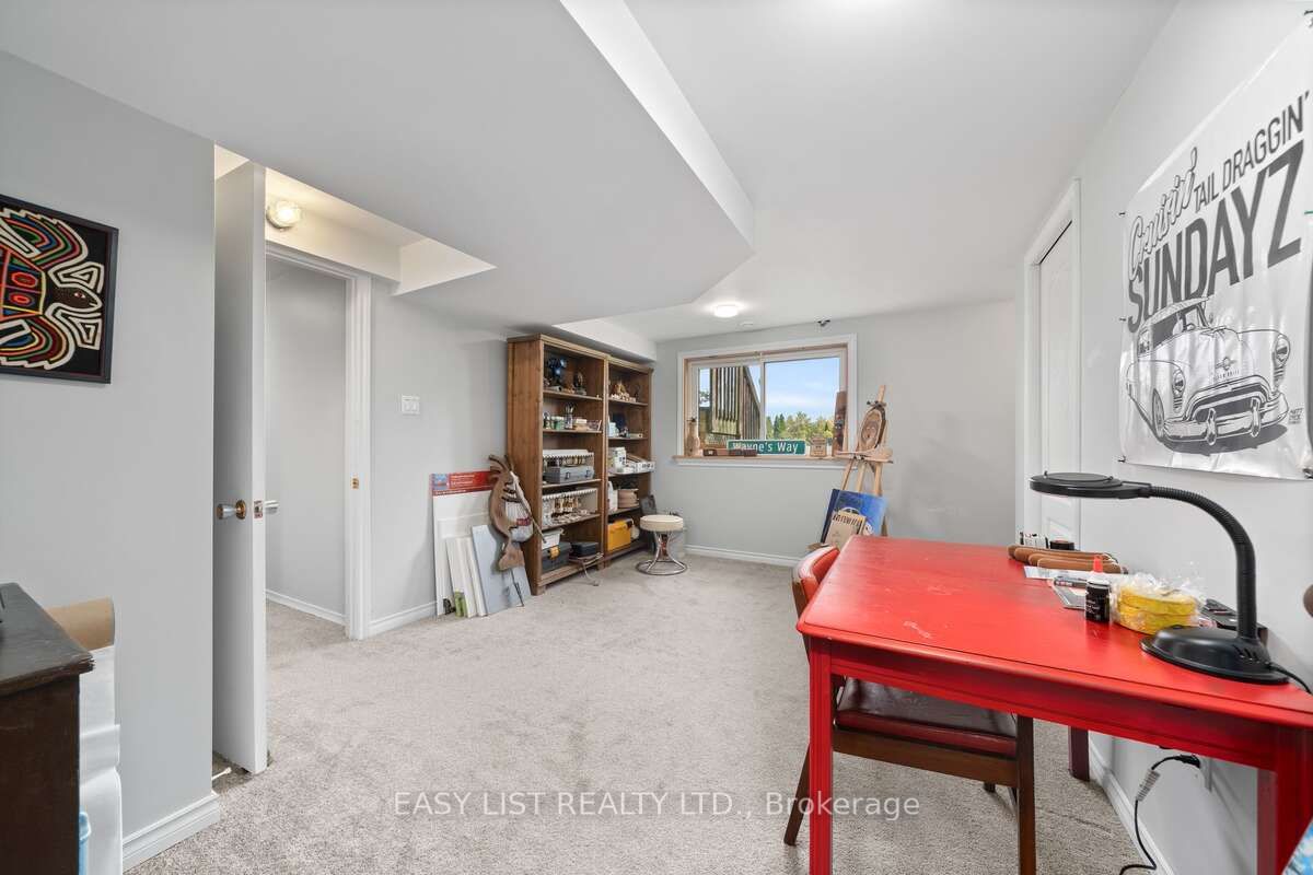 456 Old Surrey Lane Property Photo 26