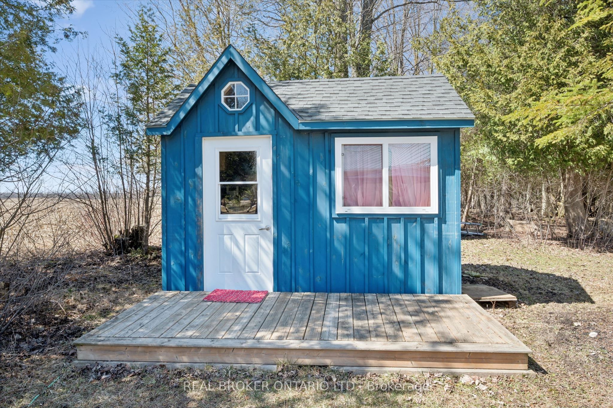 5578 11th Line Property Photo 23