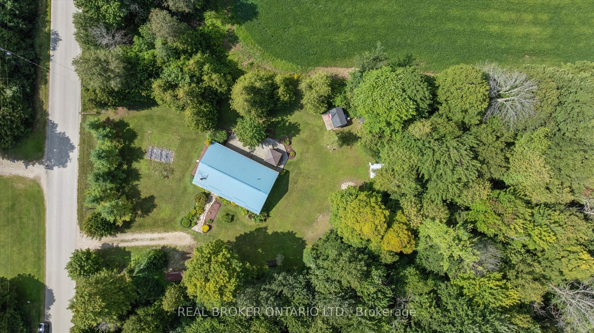 5578 11th Line Property Photo 25