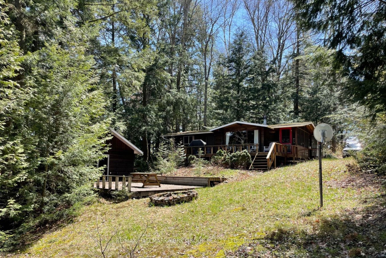 41 Maureen Drive Property Photo 1