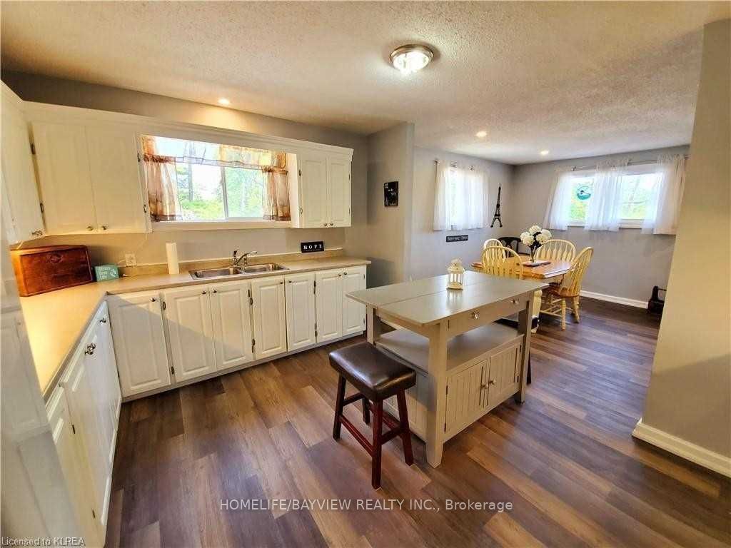 9 Bridge Street Property Photo 4