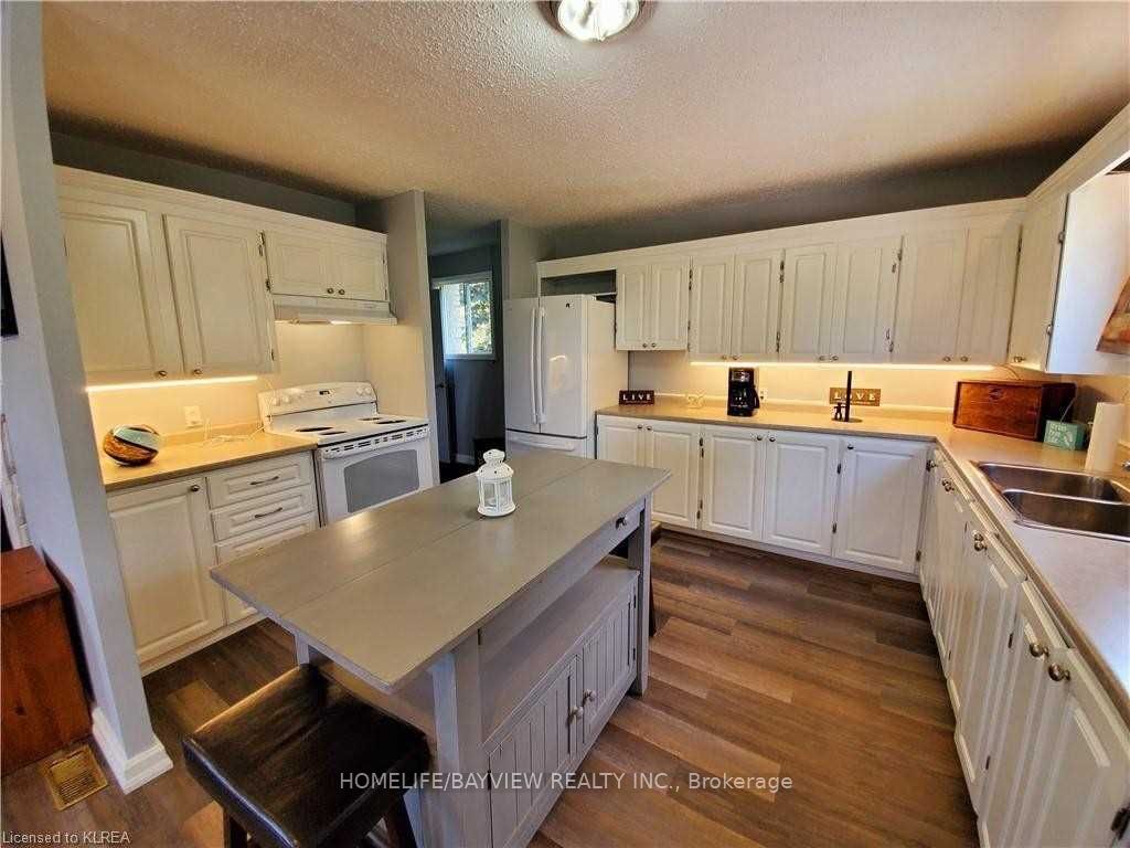 9 Bridge Street Property Photo 5