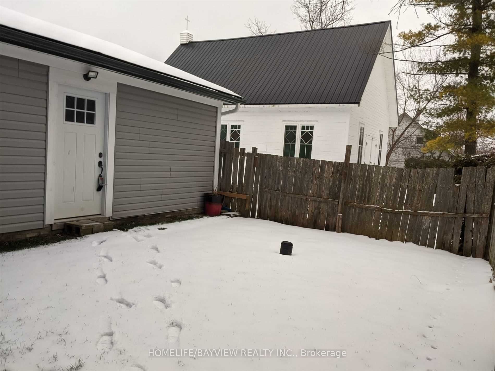9 Bridge Street Property Photo 12