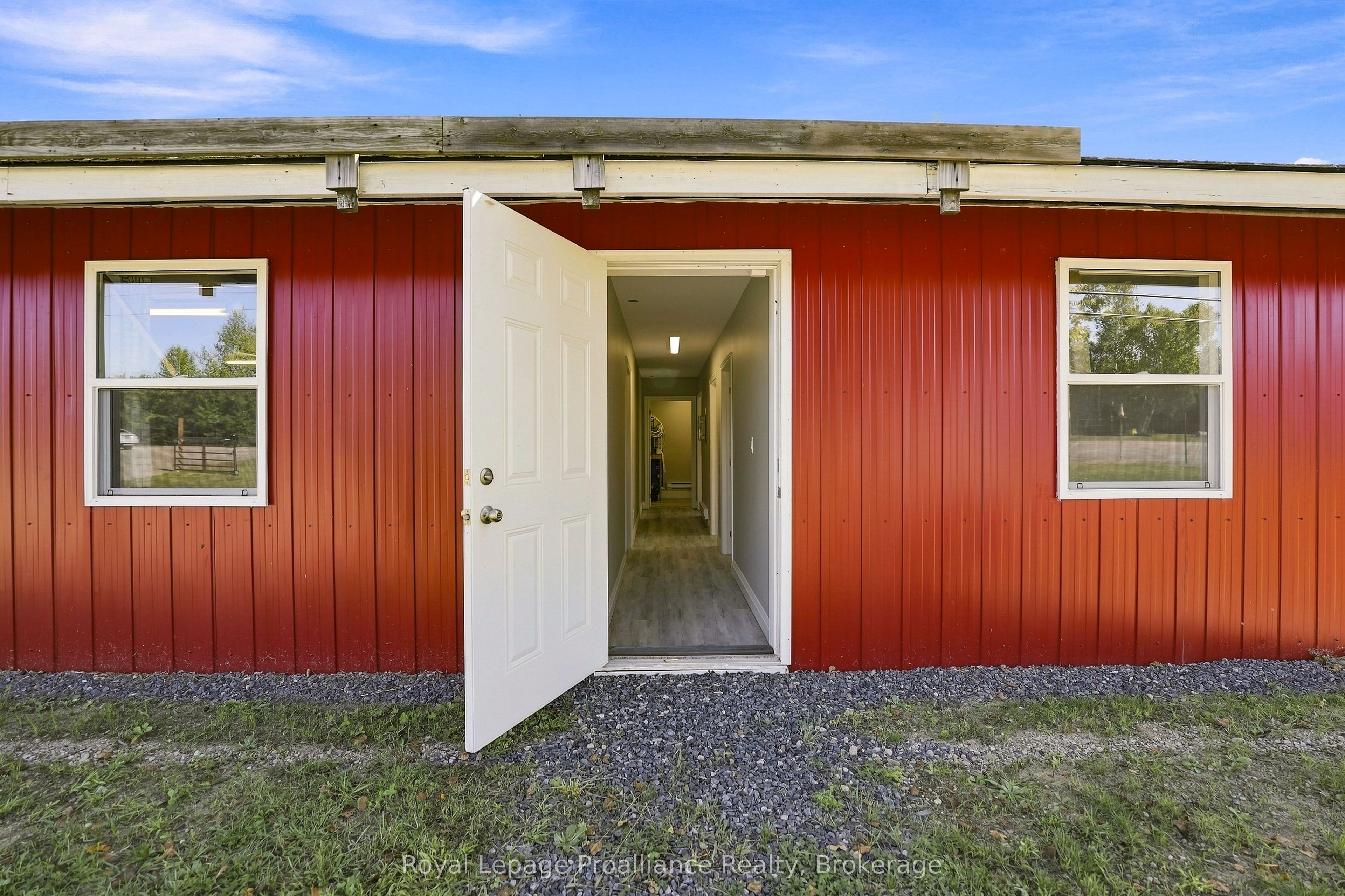 12541 Highway 41 Property Photo 7