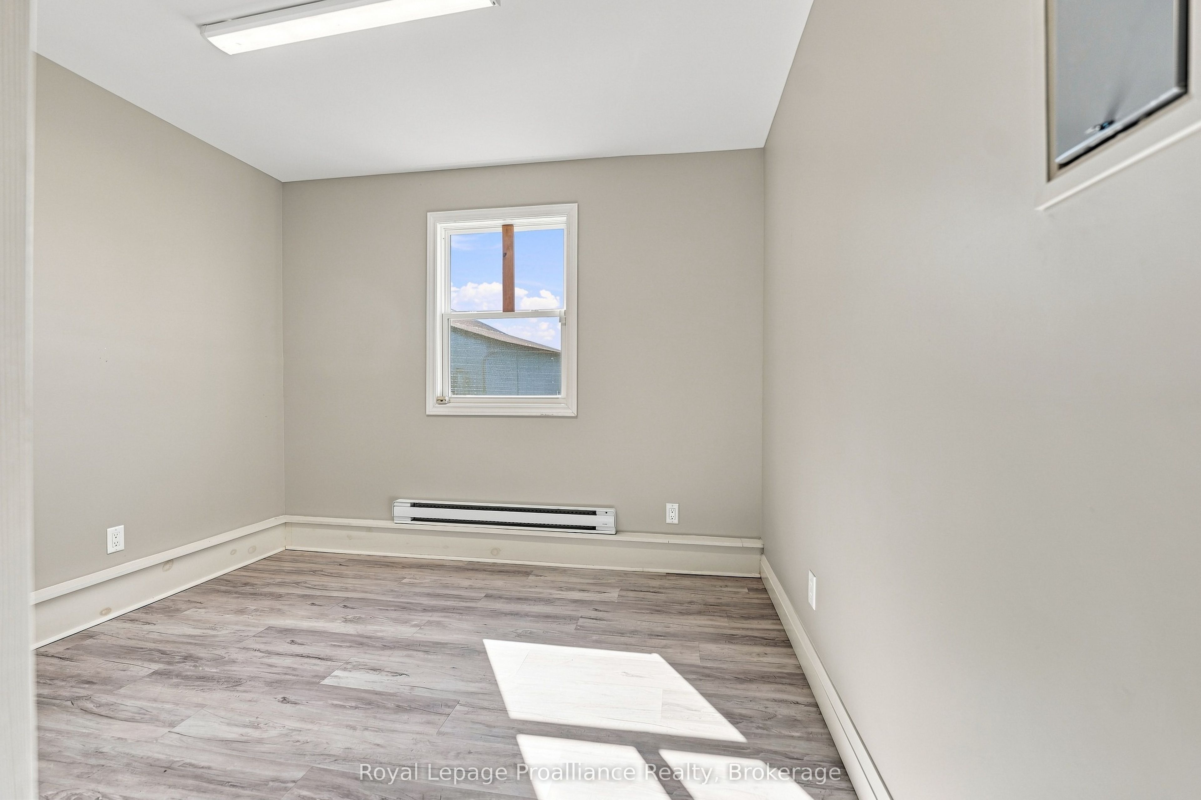 12541 Highway 41 Property Photo 13