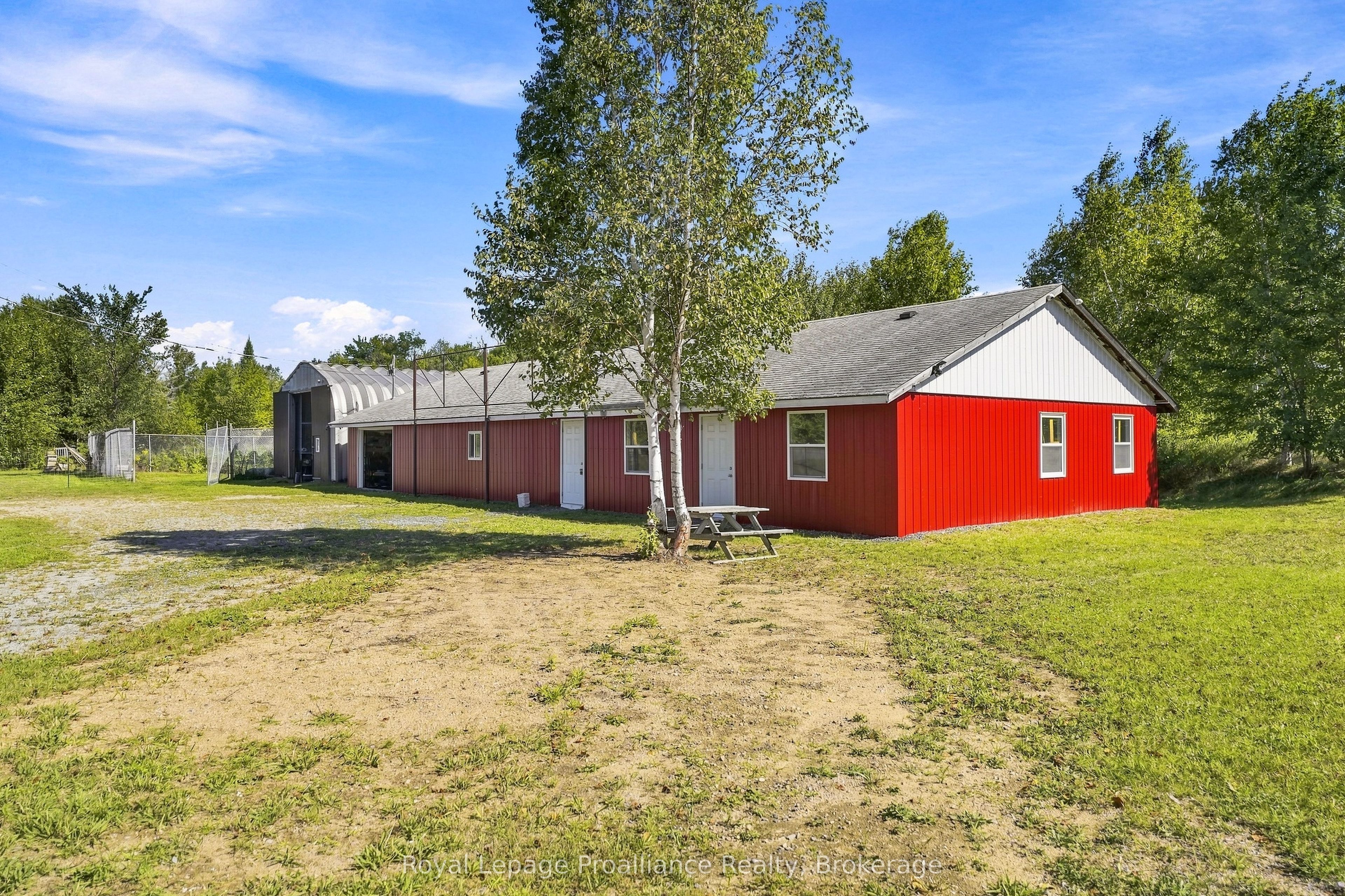12541 Highway 41 Property Photo 14