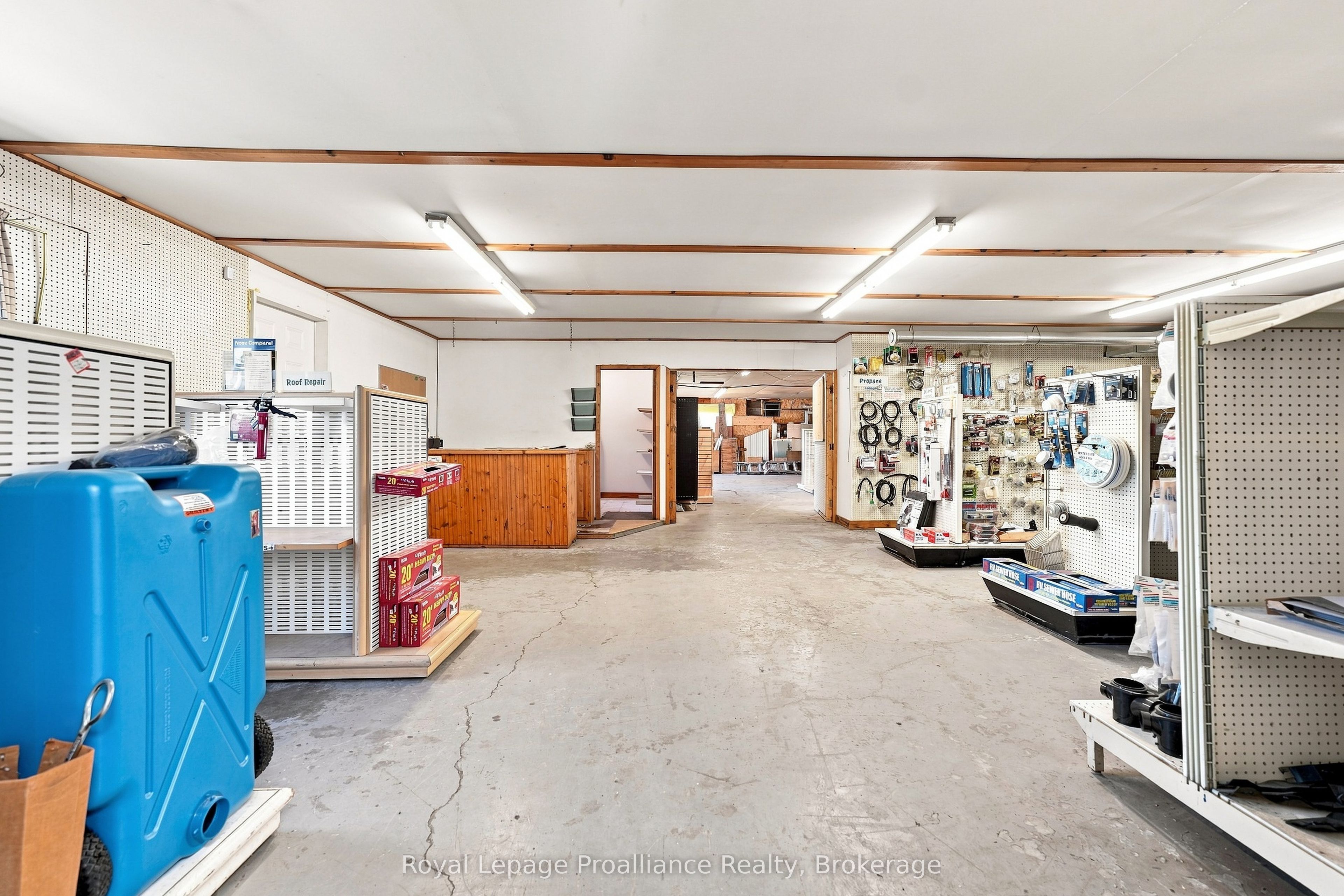 12541 Highway 41 Property Photo 25