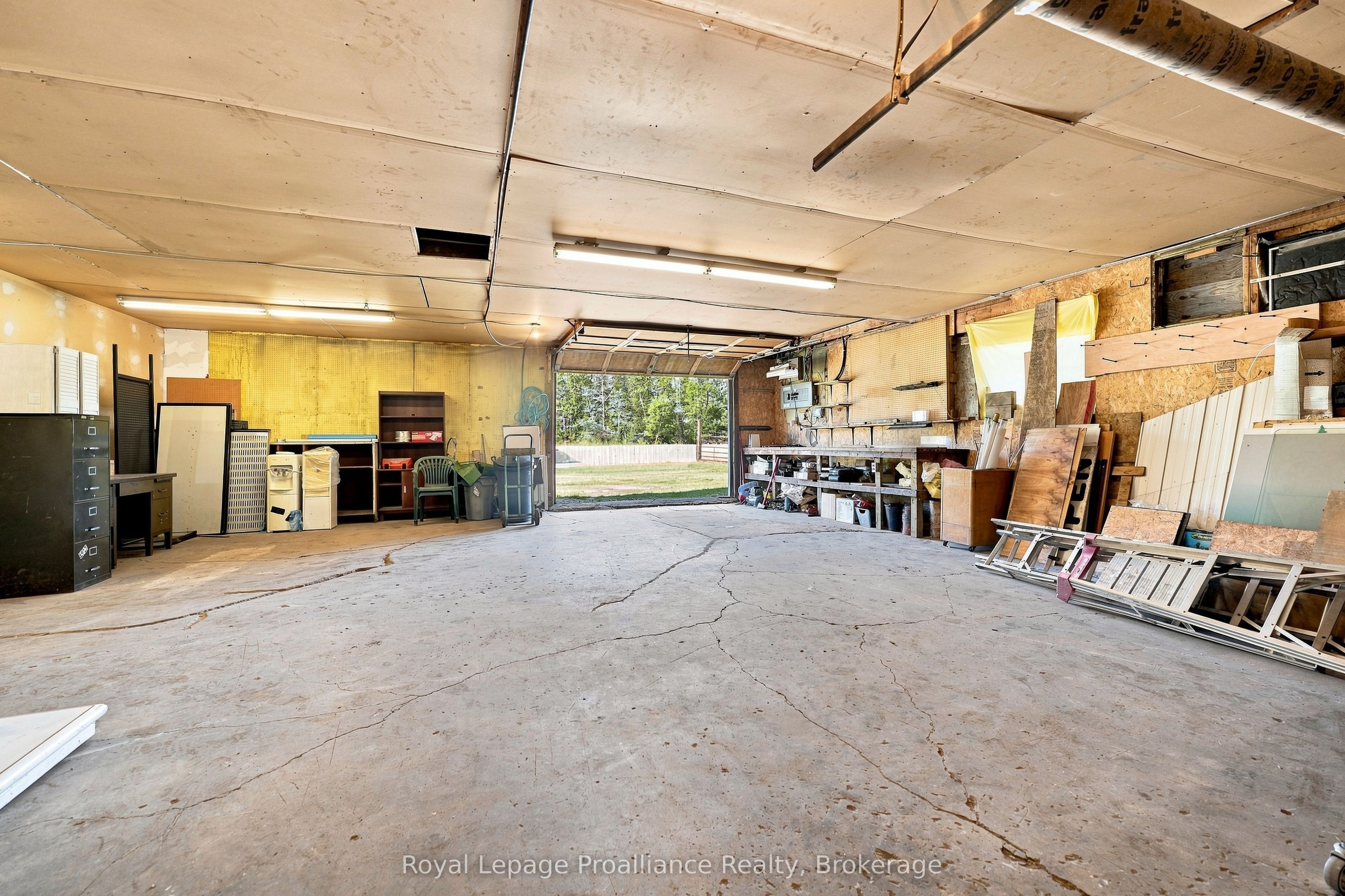 12541 Highway 41 Property Photo 29