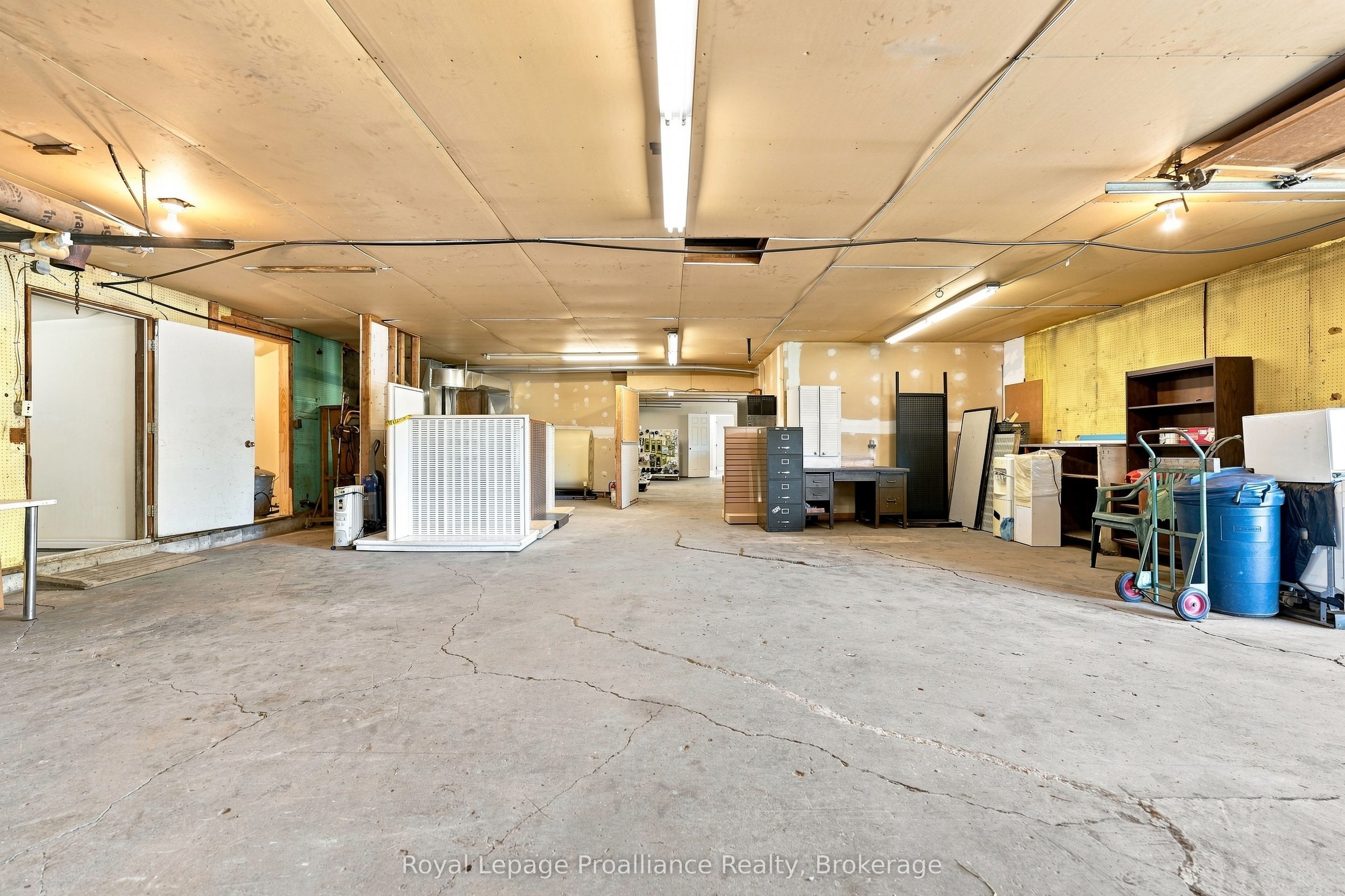 12541 Highway 41 Property Photo 30