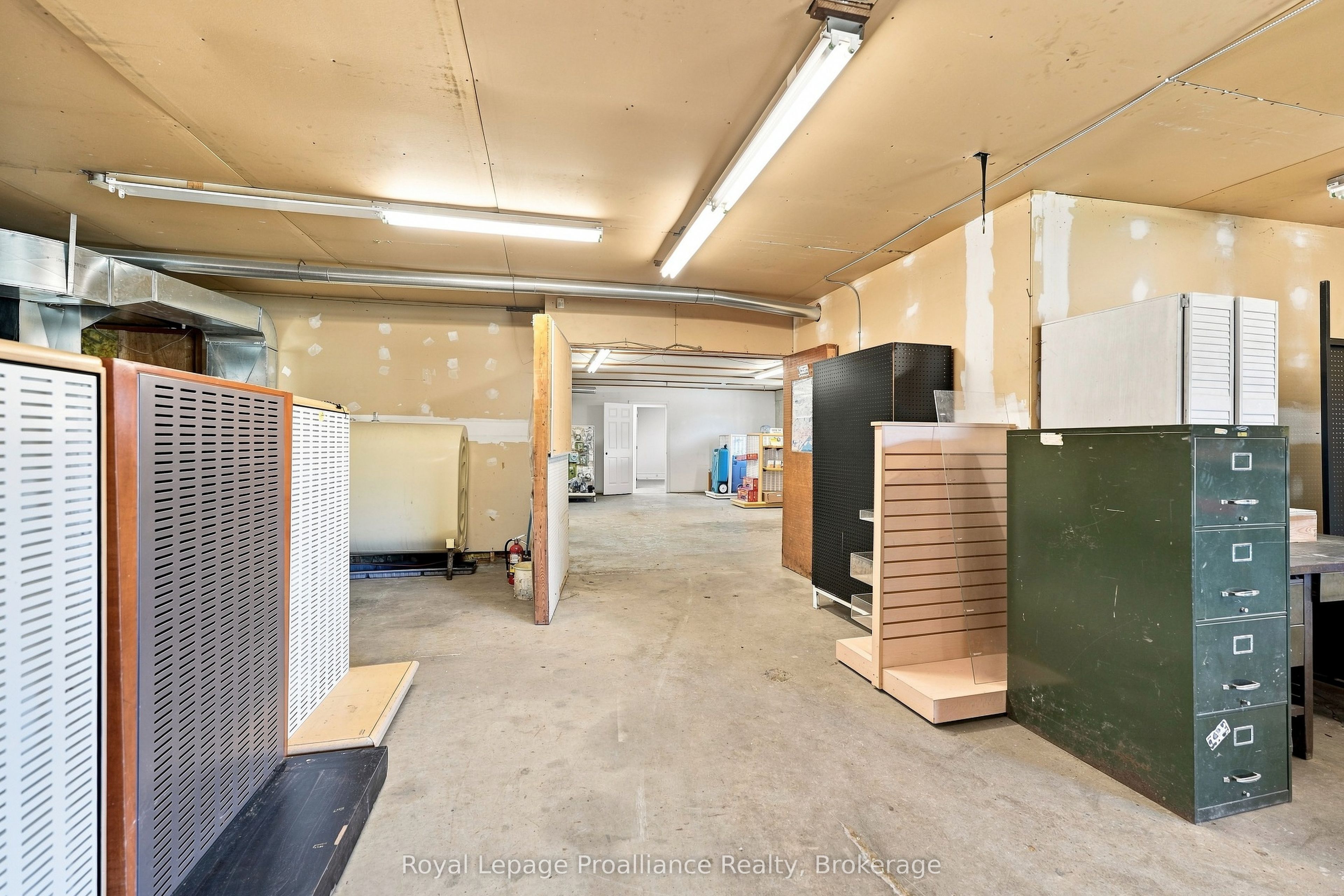 12541 Highway 41 Property Photo 35